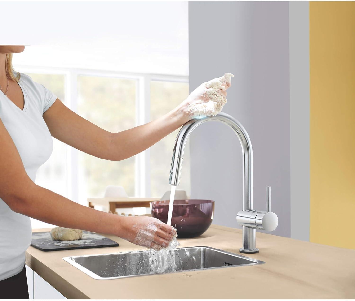 Stainless Steel Modern Pull-Out Spray Kitchen Faucet