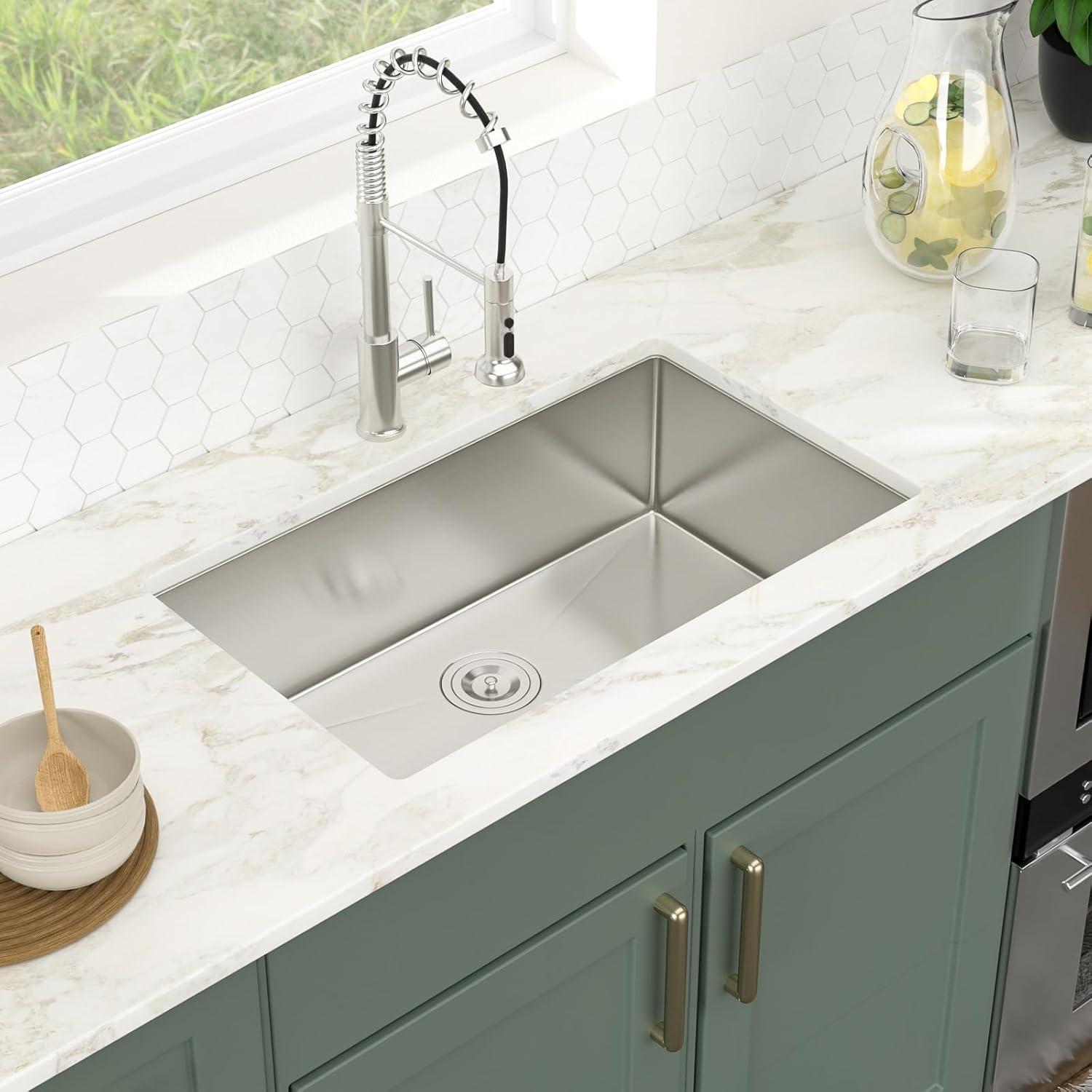 Sarlai 28'' L x 18" W Undermount Single Bowl Stainless Steel Kitchen Sink with Sink Grid and Basket Strainer SU2818R