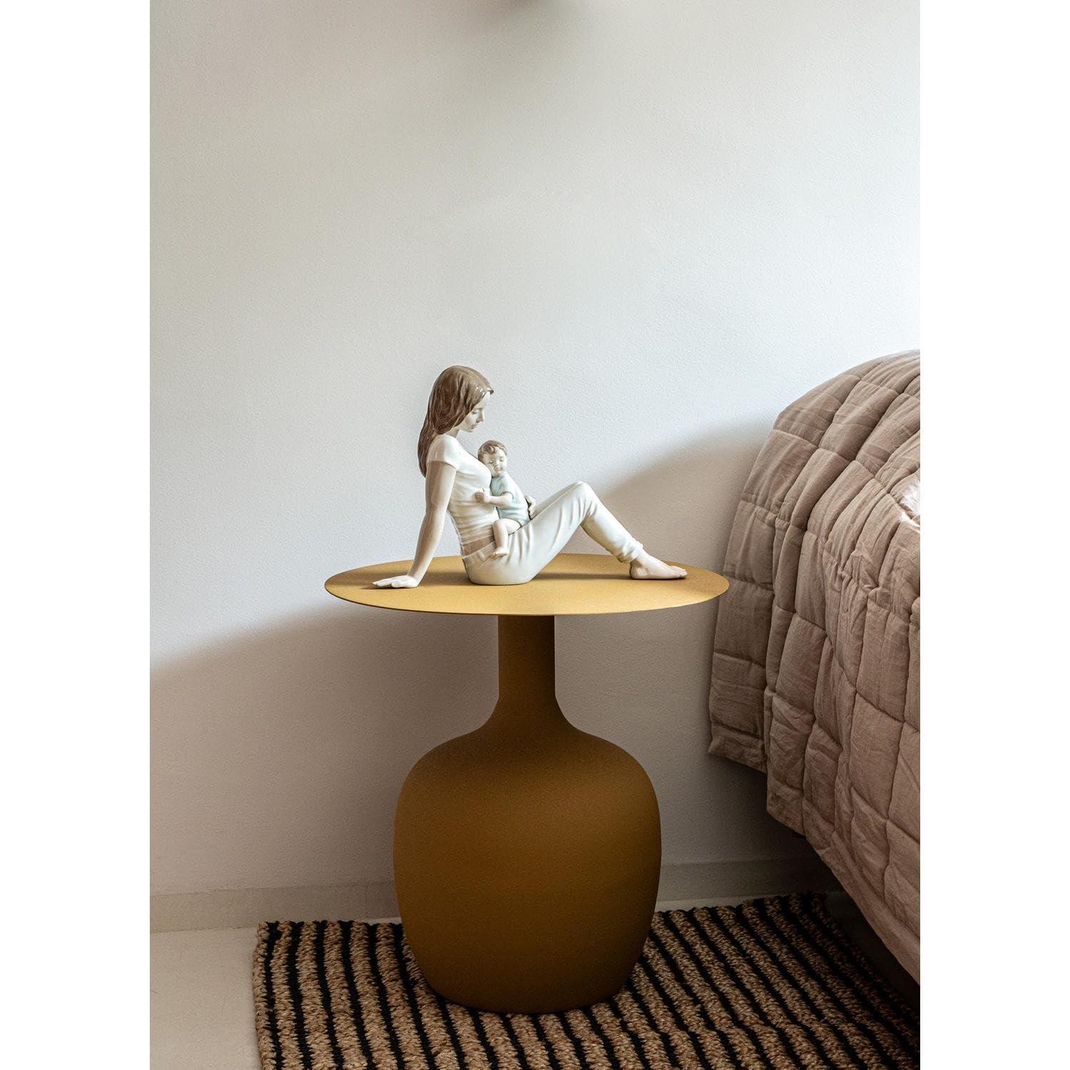 Lladro A Mother's Love Figurine