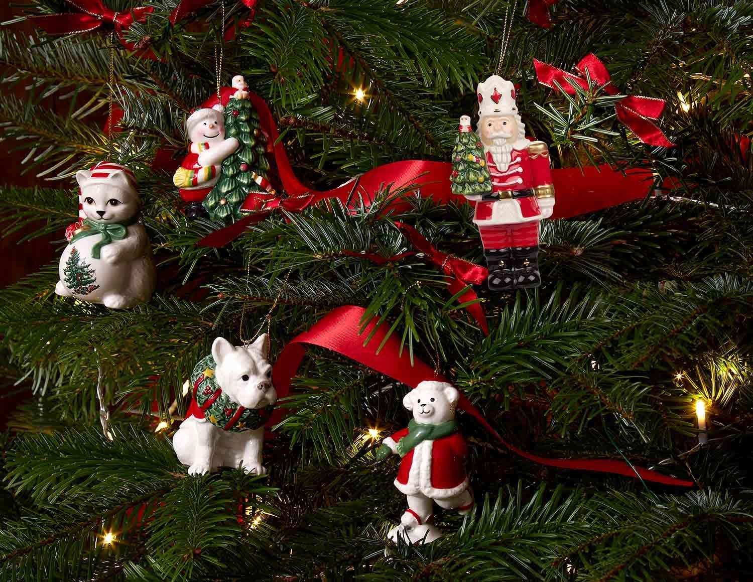 Spode Christmas Tree French Bulldog Ornament, Festive Tree Decoration, Beautiful Seasonal Accent & Classic Home Holiday Décor