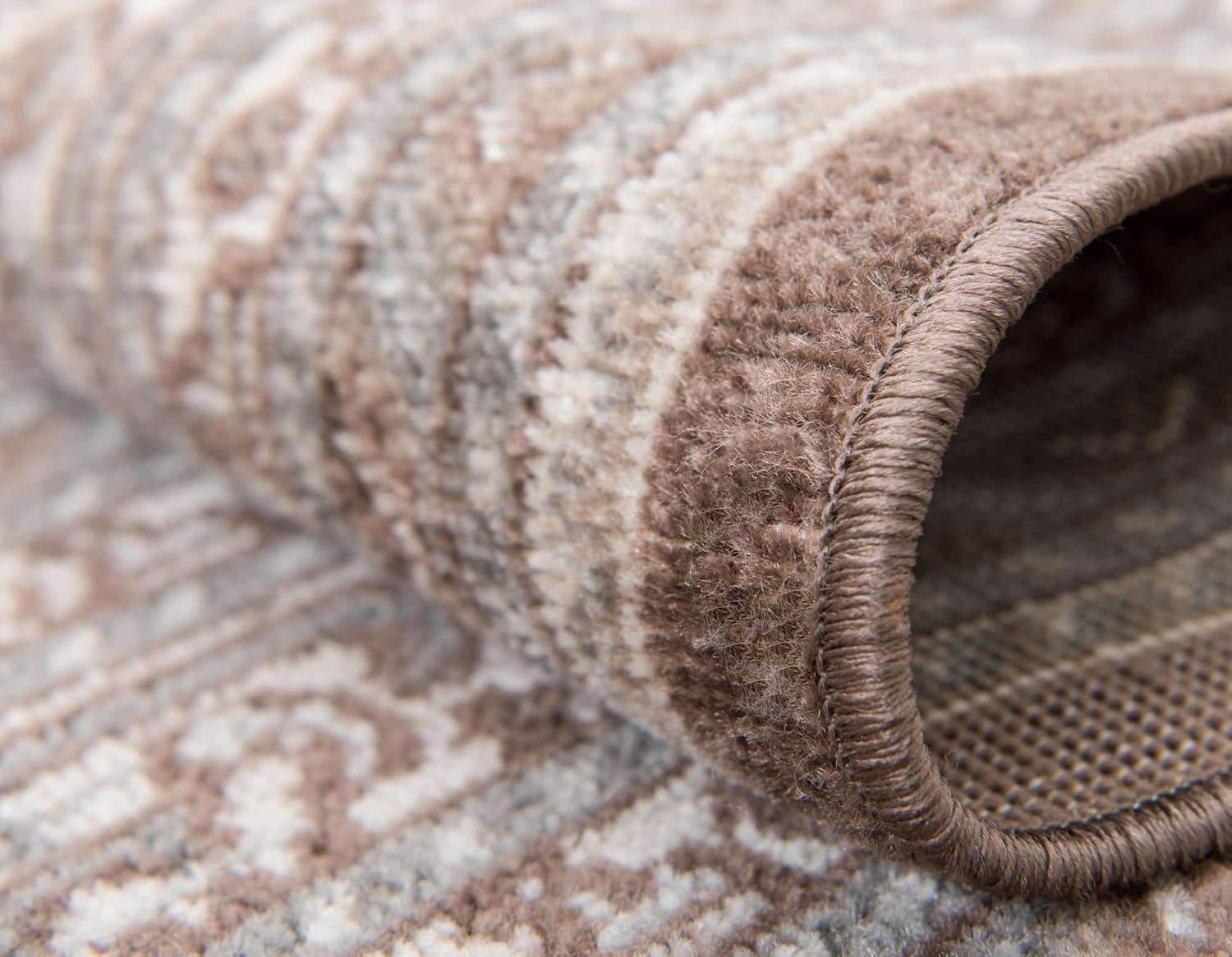 Williamsburg Allover Brown 4' 0 x 6' 0 Area Rug