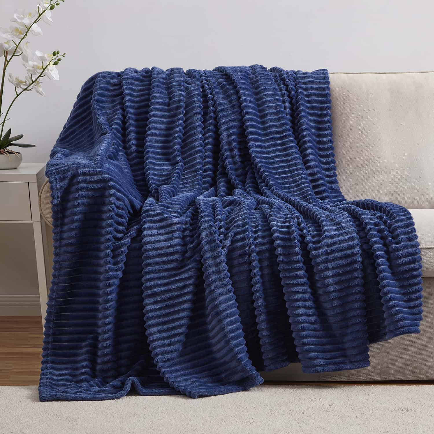 Nestl Nestl Cut Plush Cozy Throw Blanket - Fuzzy Warm Fleece Bed Blankets - Throws for Sofa, Bed, and Couch