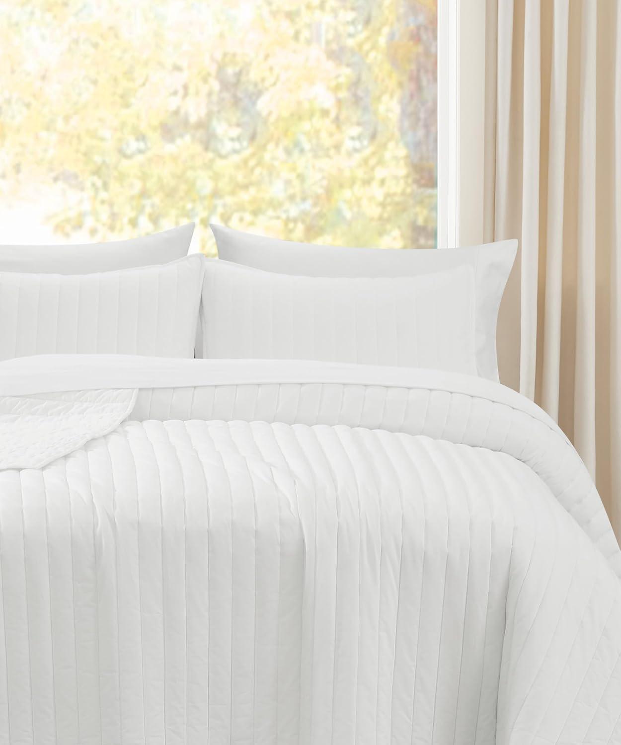 Brooklyn Loom Oversized Cotton Percale 3 Piece Quilt Set