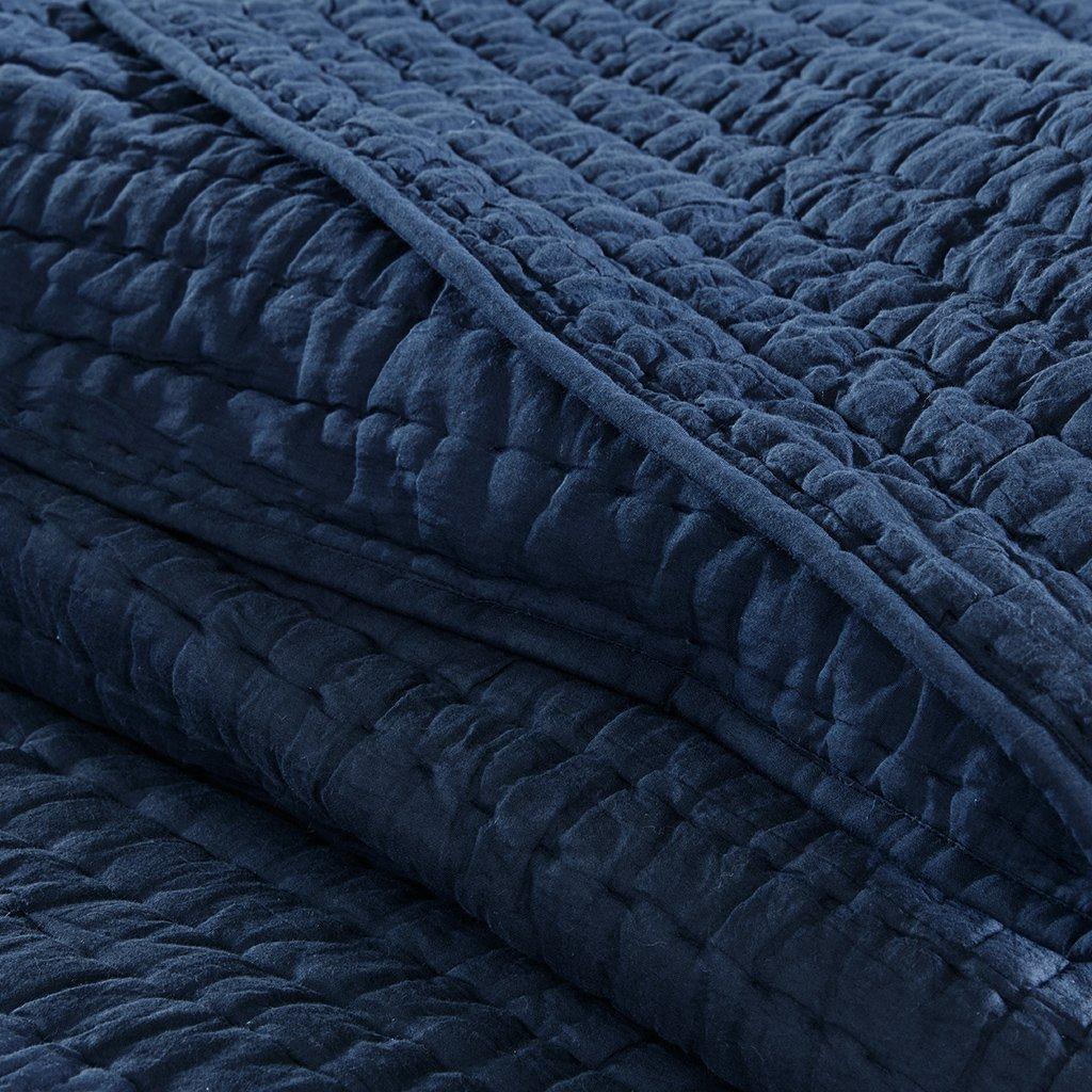 Madison Park Signature Serene 3 Piece Hand Quilted Cotton Quilt Set