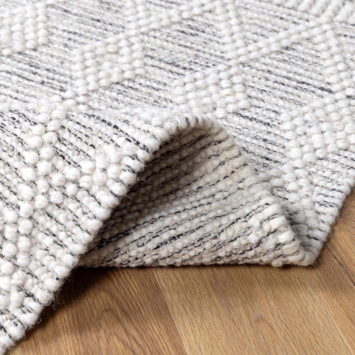 Hauteloom Huddlesford Boho Hand Woven Wool High Low Textured Area Rug - Farmhouse Southwestern Diamond Carpet for Living Room - Handmade Zig Zag Bubble Weave - Beige, White, Brown - 10' x 14'