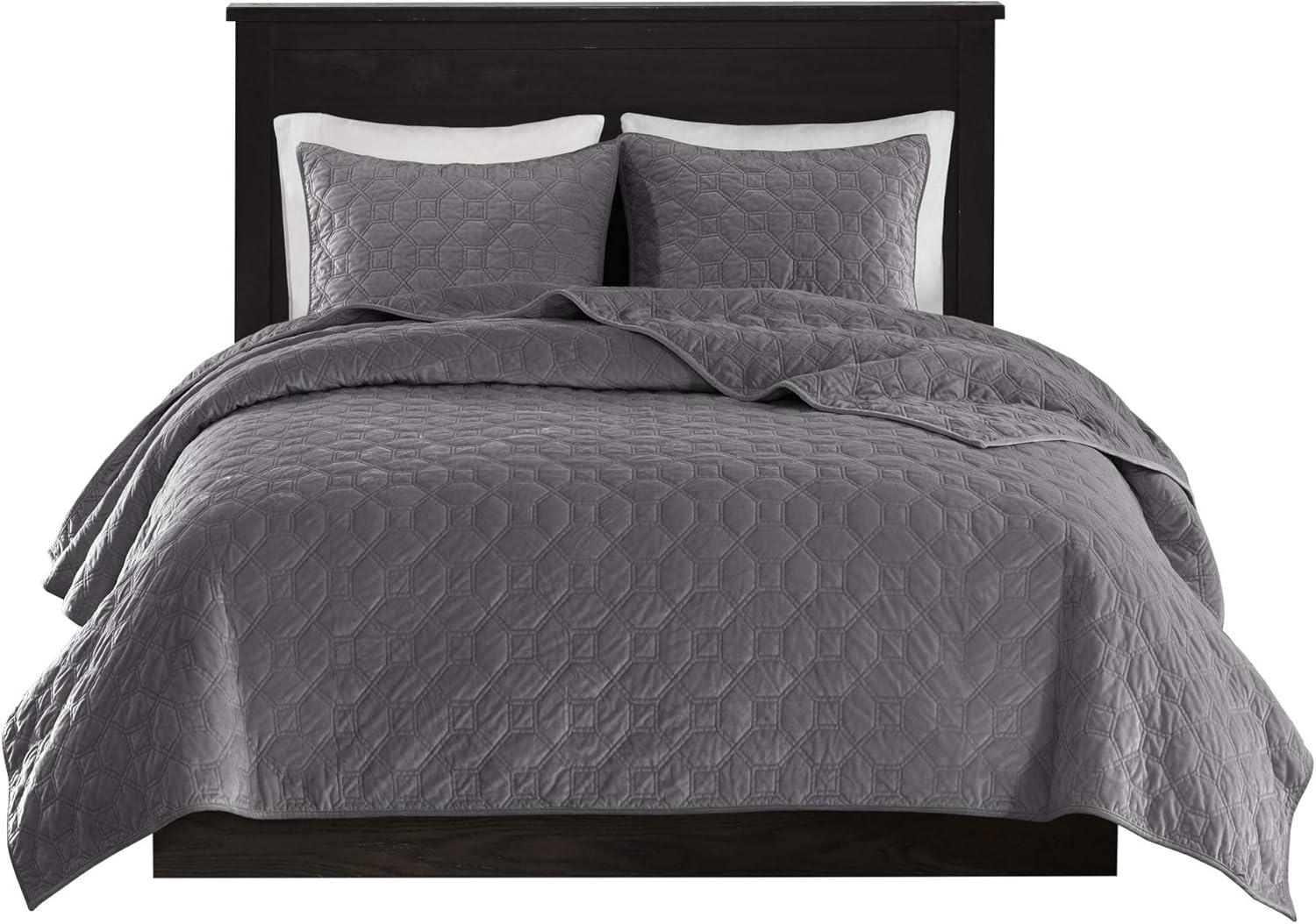 Harper 3 Piece Velvet Quilt Set