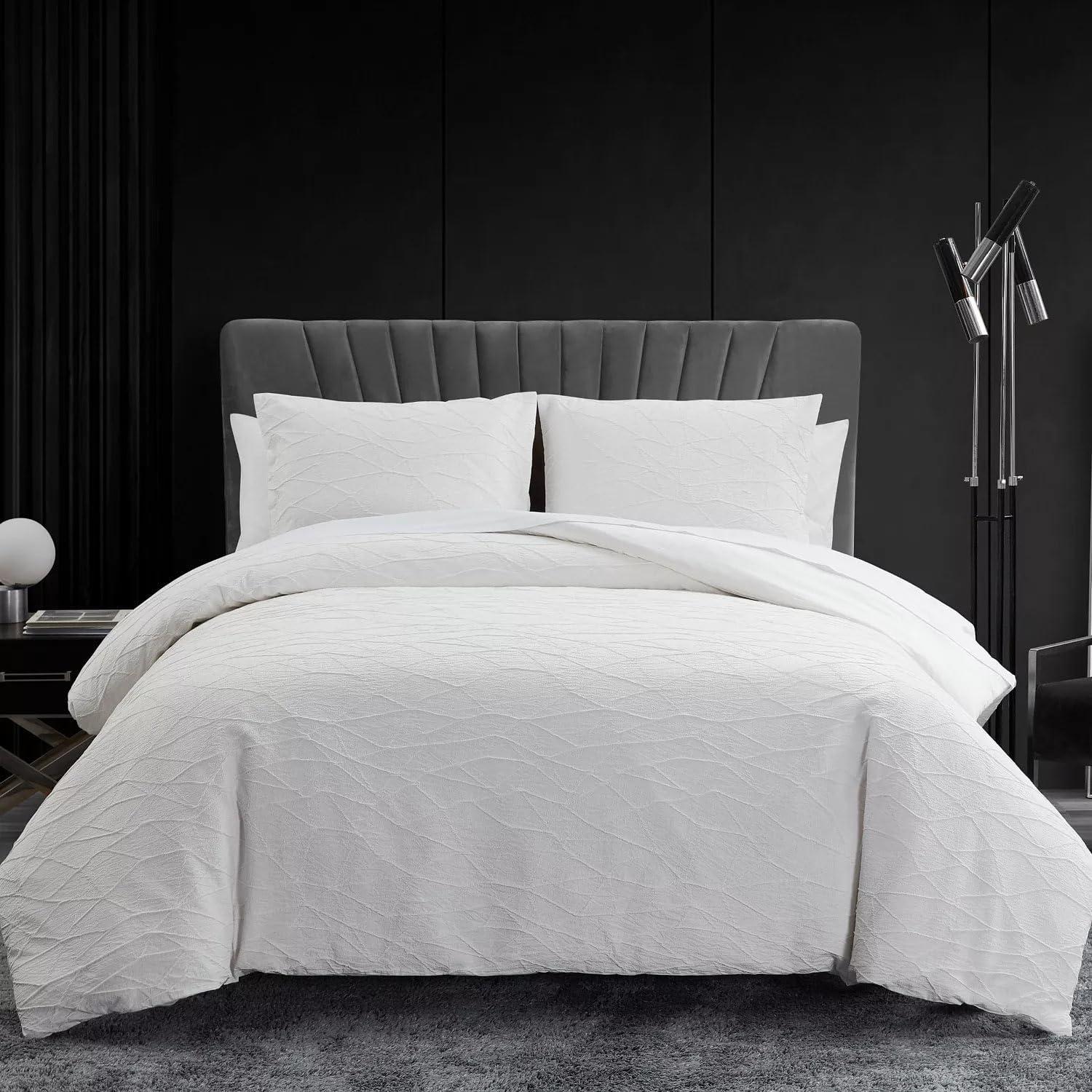 Vera Wang Abstract Crinkle White Comforter Set