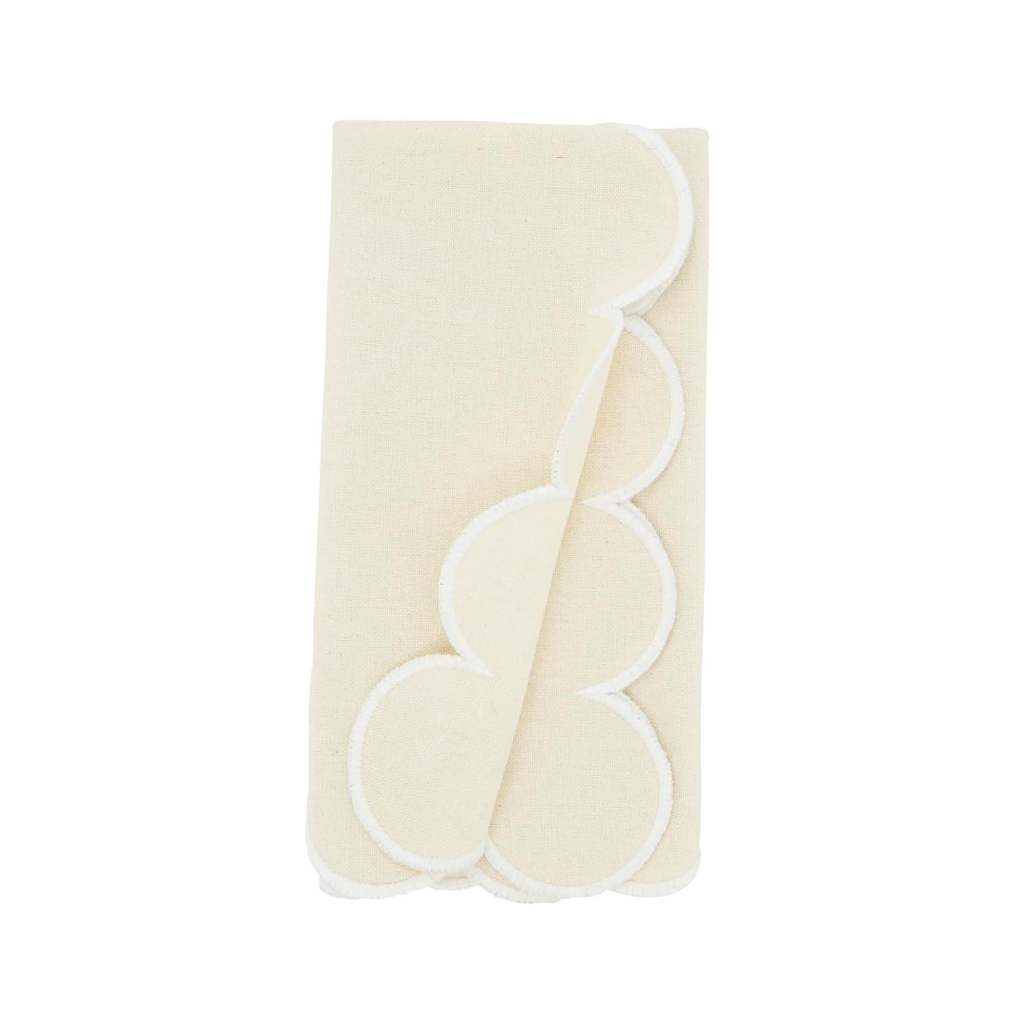 Saro Lifestyle Scalloped Hem Napkin (Set of 4), Beige, 20"x20"