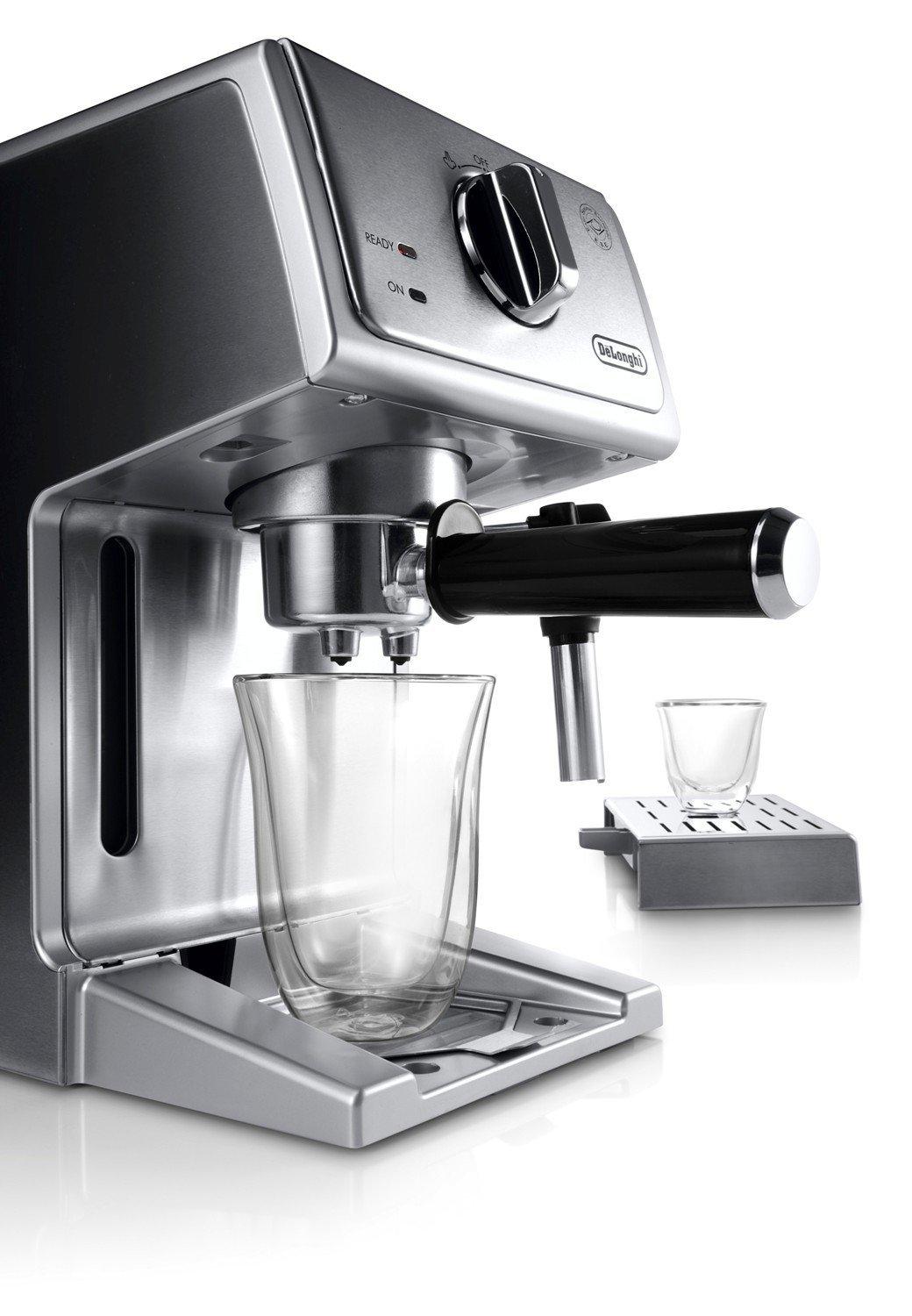 De'Longhi ® Stainless Steel Pump Espresso Maker