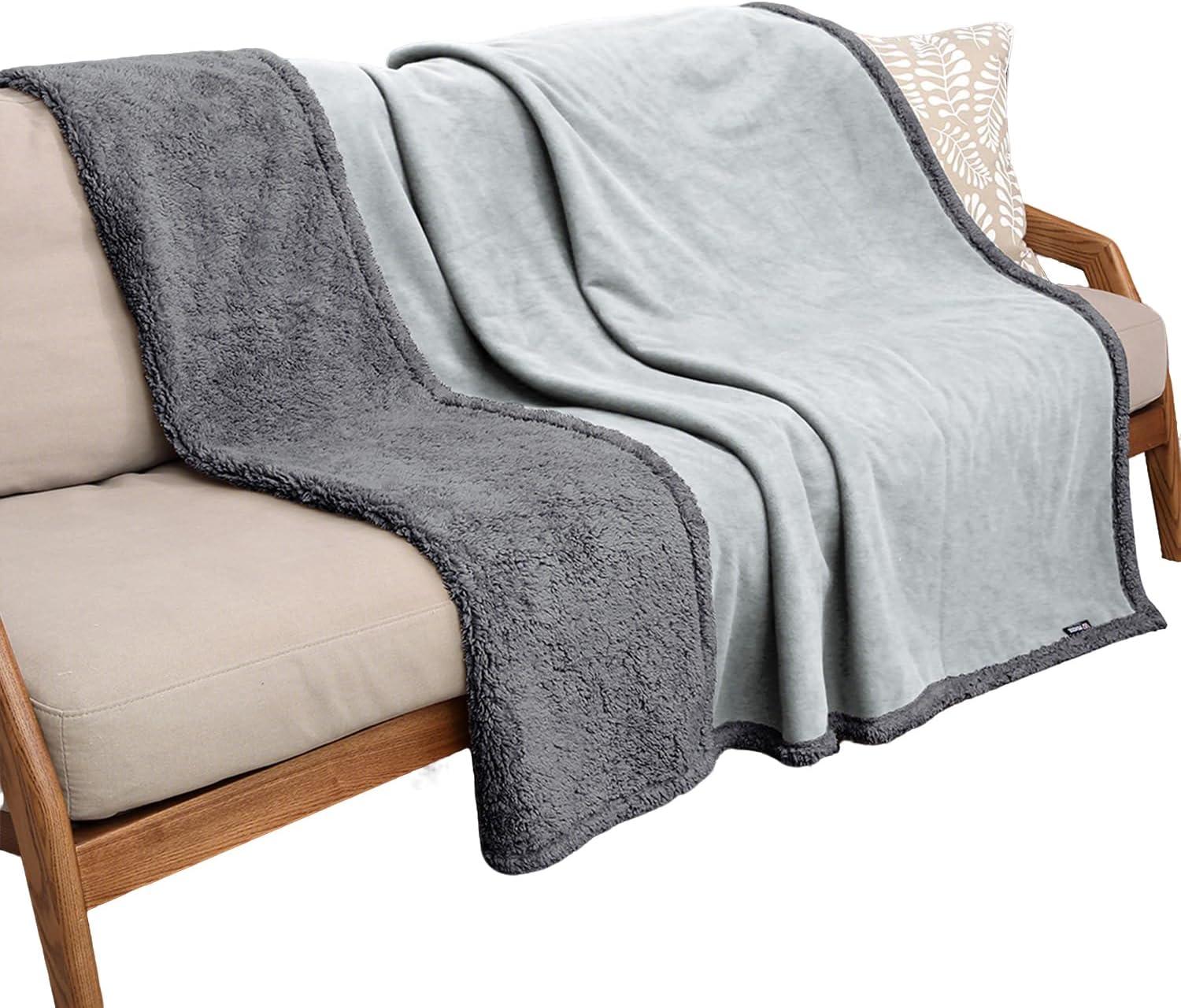 Kritter Planet Waterproof Dog Blanket, Reversible Water Proof Pet Blanket for Couch, Bed & Sofa, Washable Couch Covers for Dogs - Protects Furniture