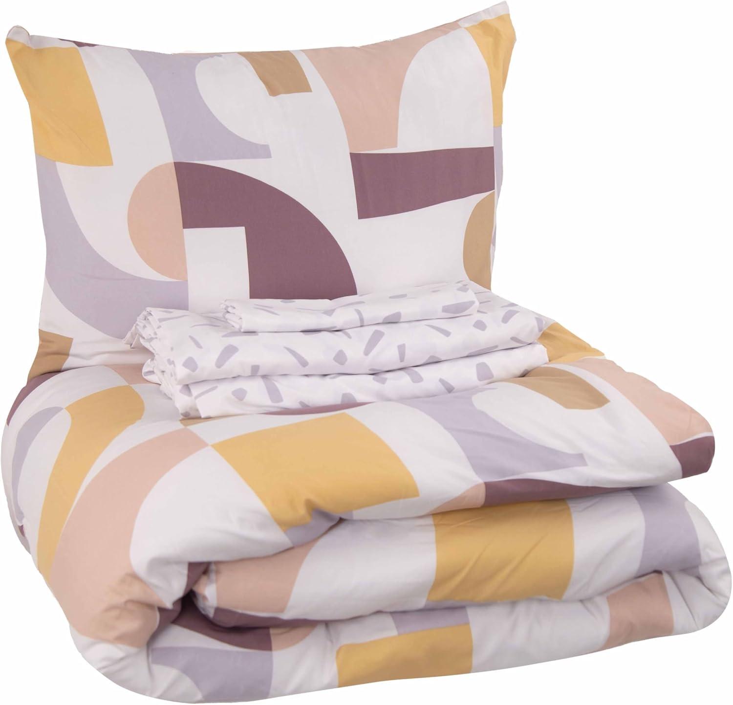 Polyester Geometric Comforter Set