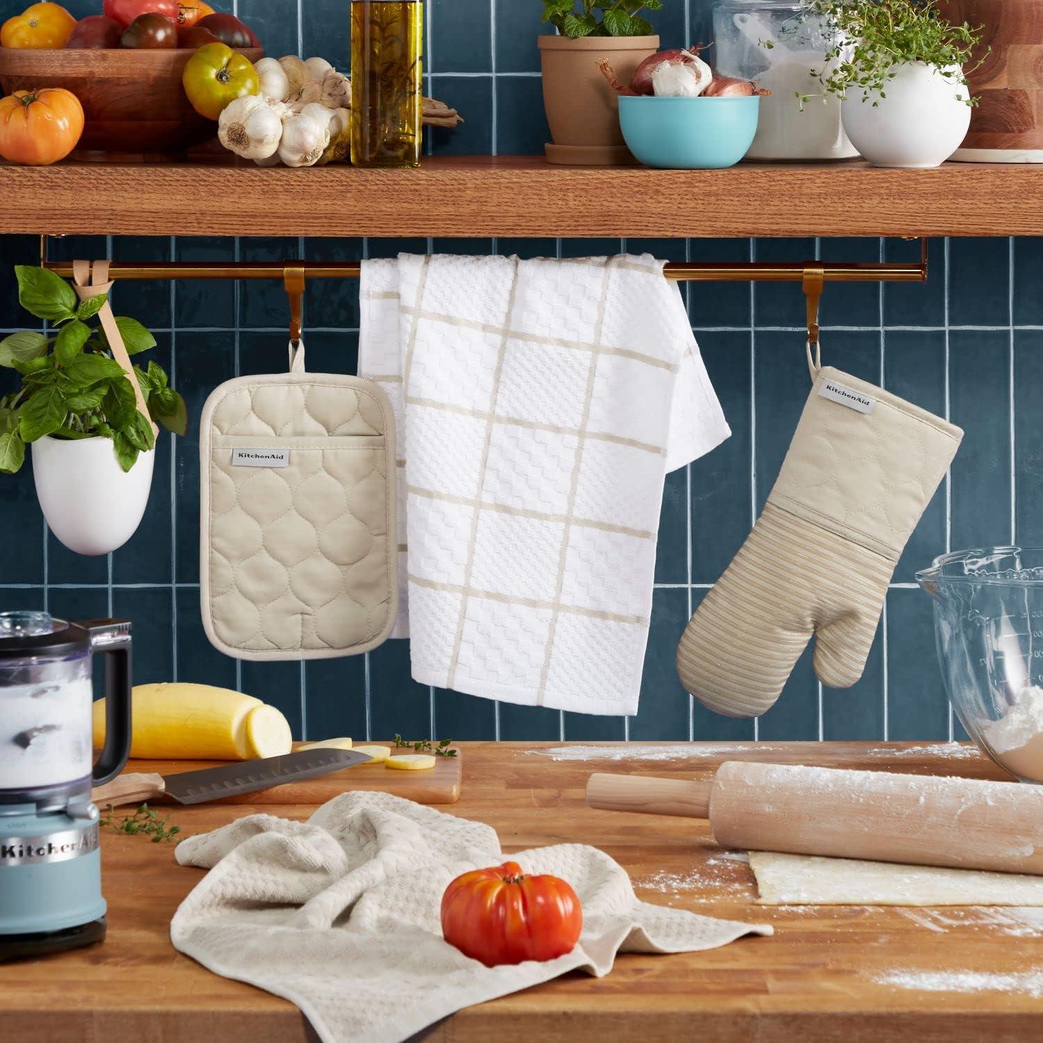 KitchenAid Onion Quilt Kitchen Towel, Oven Mitt & Potholder Set 4-Pack