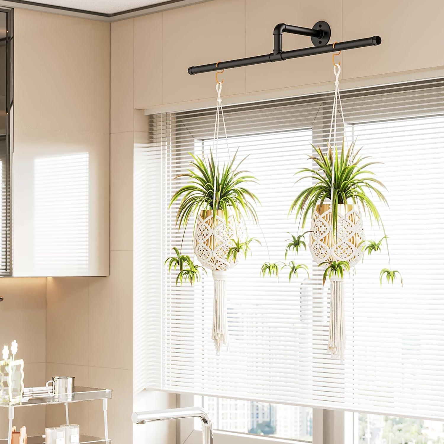 Black Metal Wall-Mounted Hanging Planter Rod