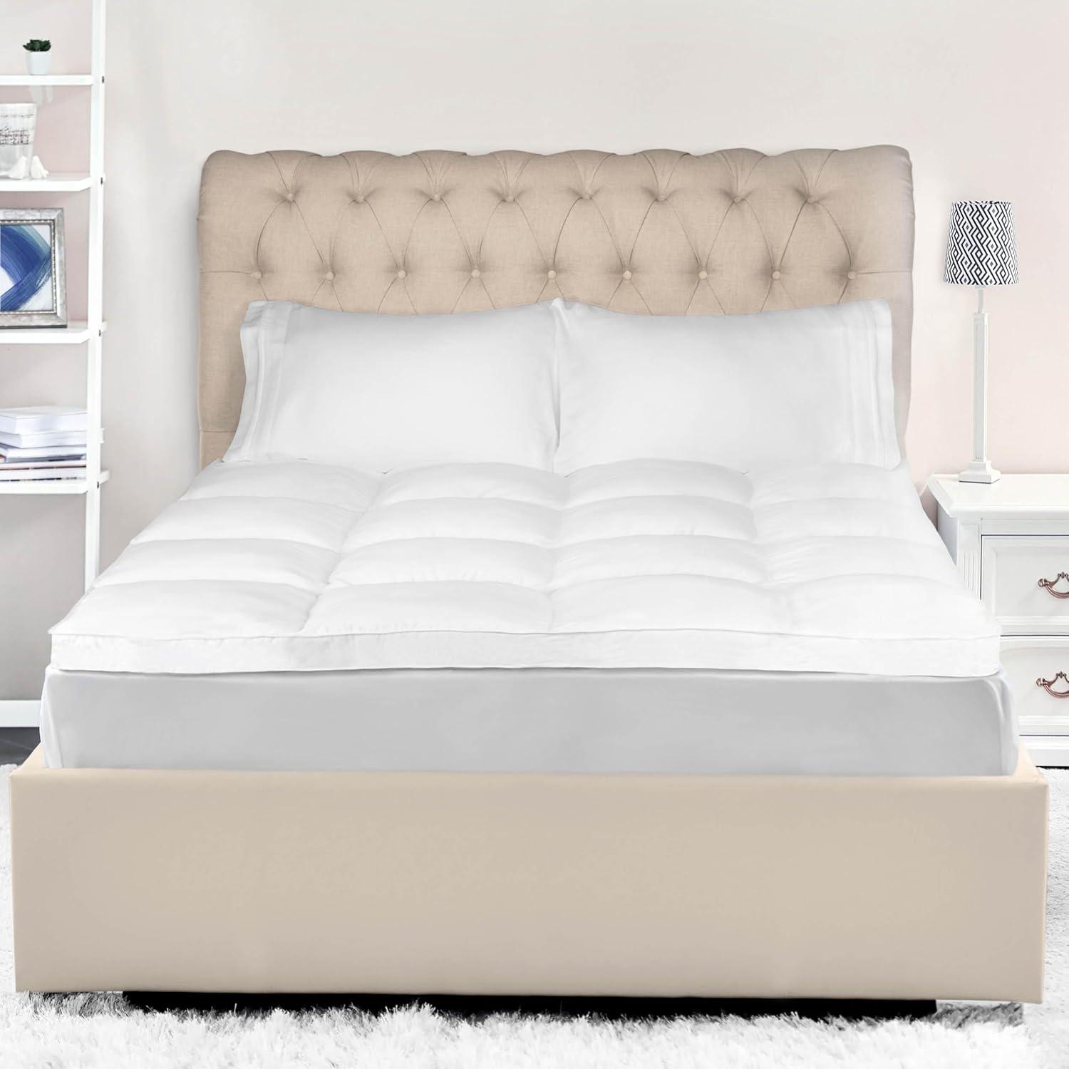 Queen White Down Alternative Hypoallergenic Mattress Topper