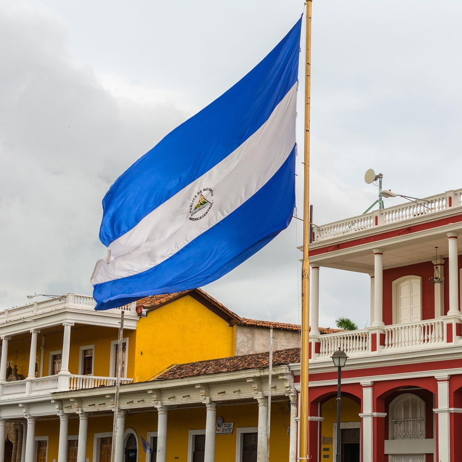 Nicaragua - 3'X5' Nylon Flag (State)