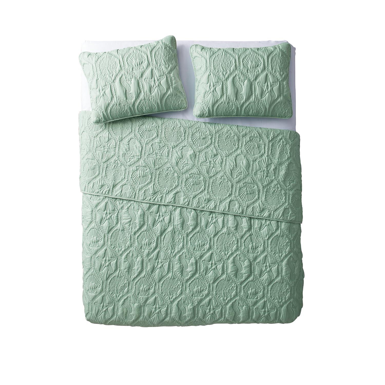 VCNY Shore 3-Piece Embossed Quilt Set