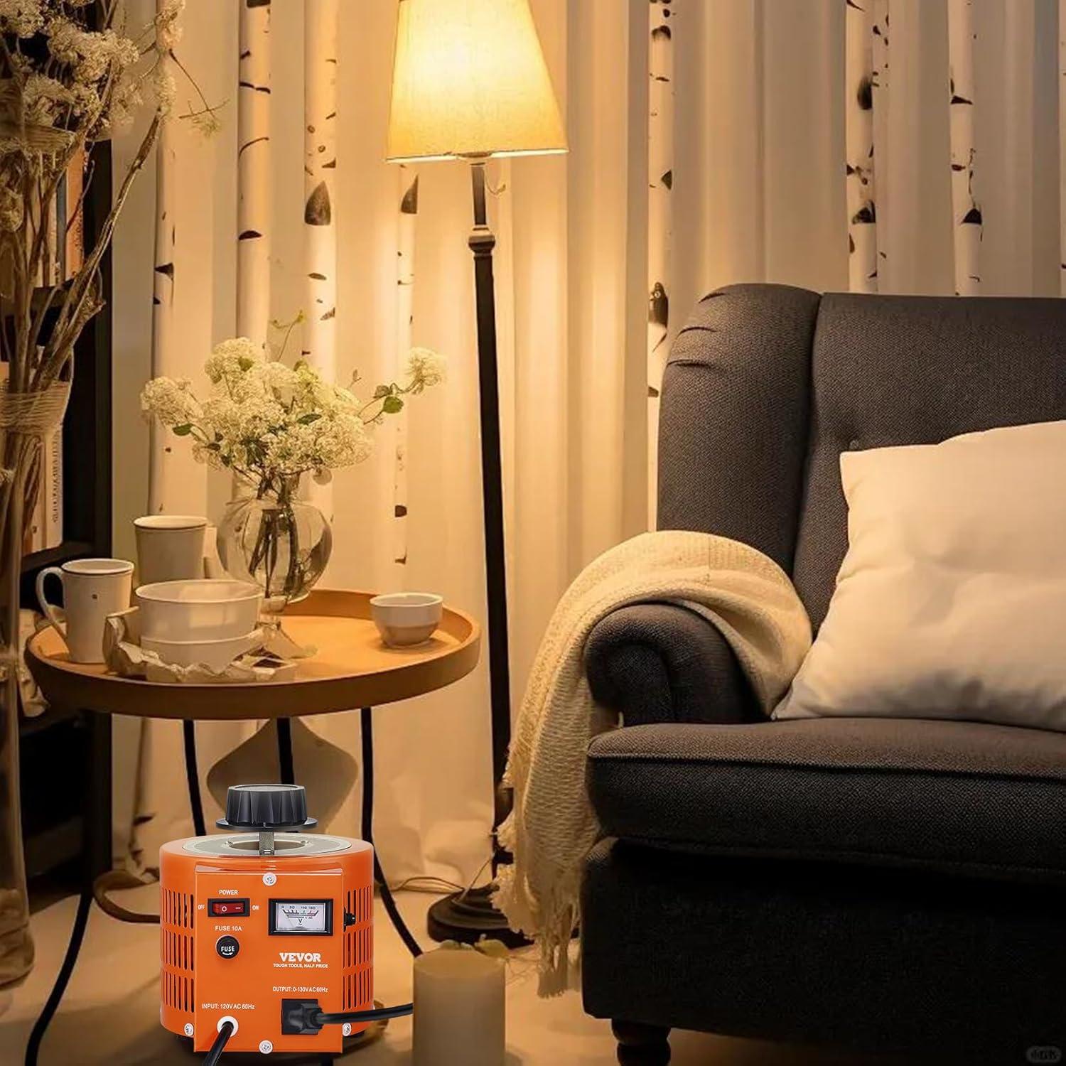 VEVOR VEVOR 500VA Auto Variable Voltage Transformer, 15.3 Amp, 110V Input 0-130V Output AC Voltag KBBYQZZBS5002NBX7V1