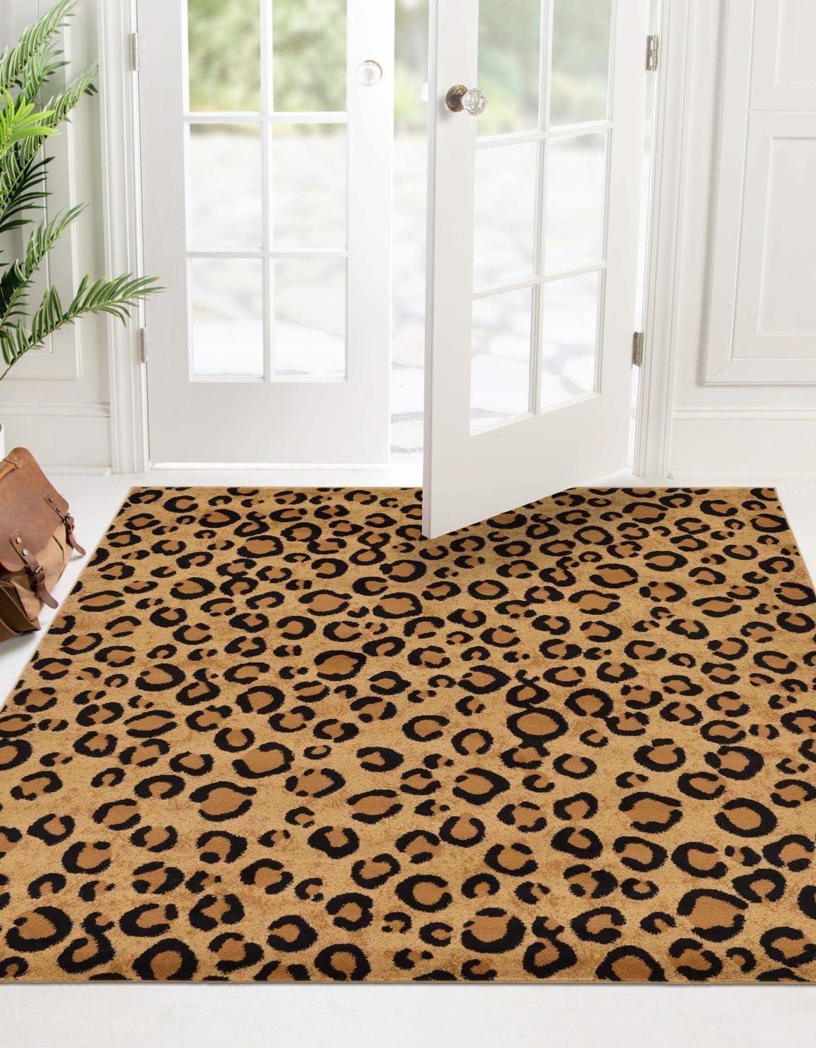 Unique Loom Wildlife Collection Area Rug - Leopard (6' 1" Square Light Brown/Black)