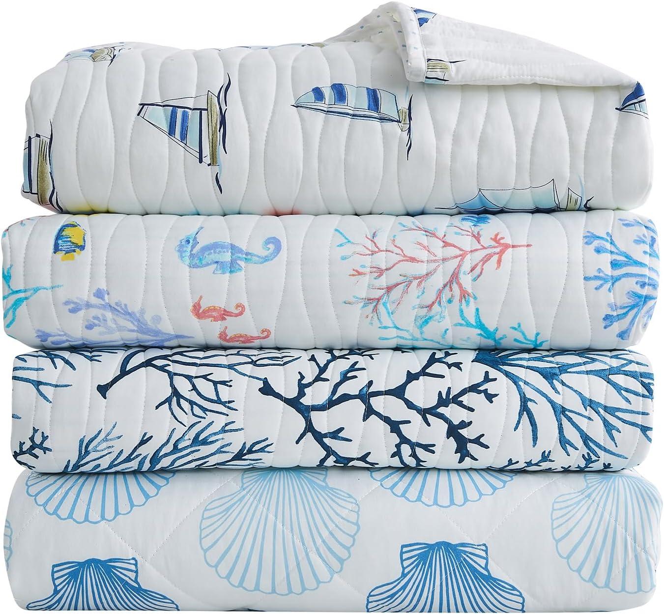 Great Bay Home Coastal Beach Reversible Reversible Quilt Set With Shams  (Twin, Multi)