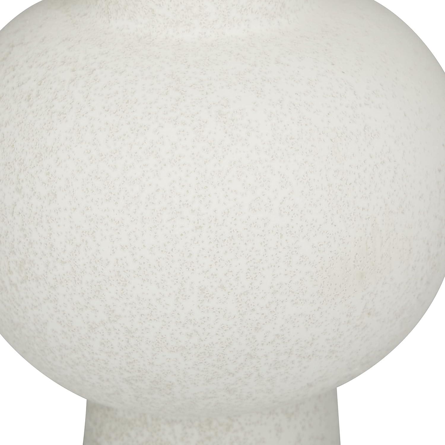 White Indoor / Outdoor Ceramic Table Vase