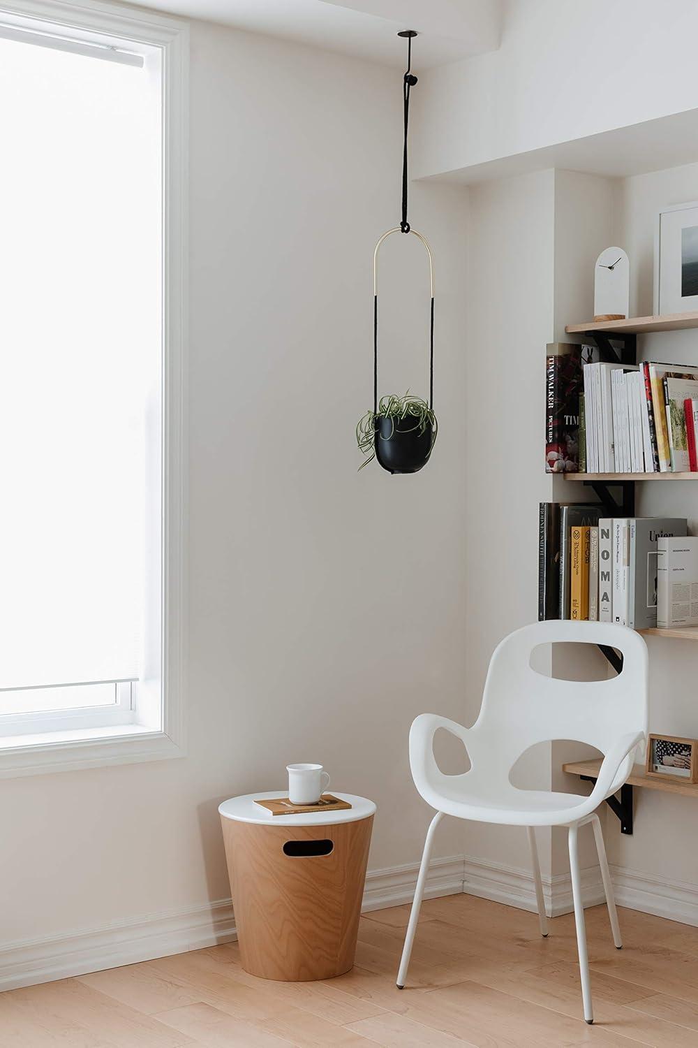 Bolo Soft Curve Black Ceramic Indoor/Outdoor Hanging Planter