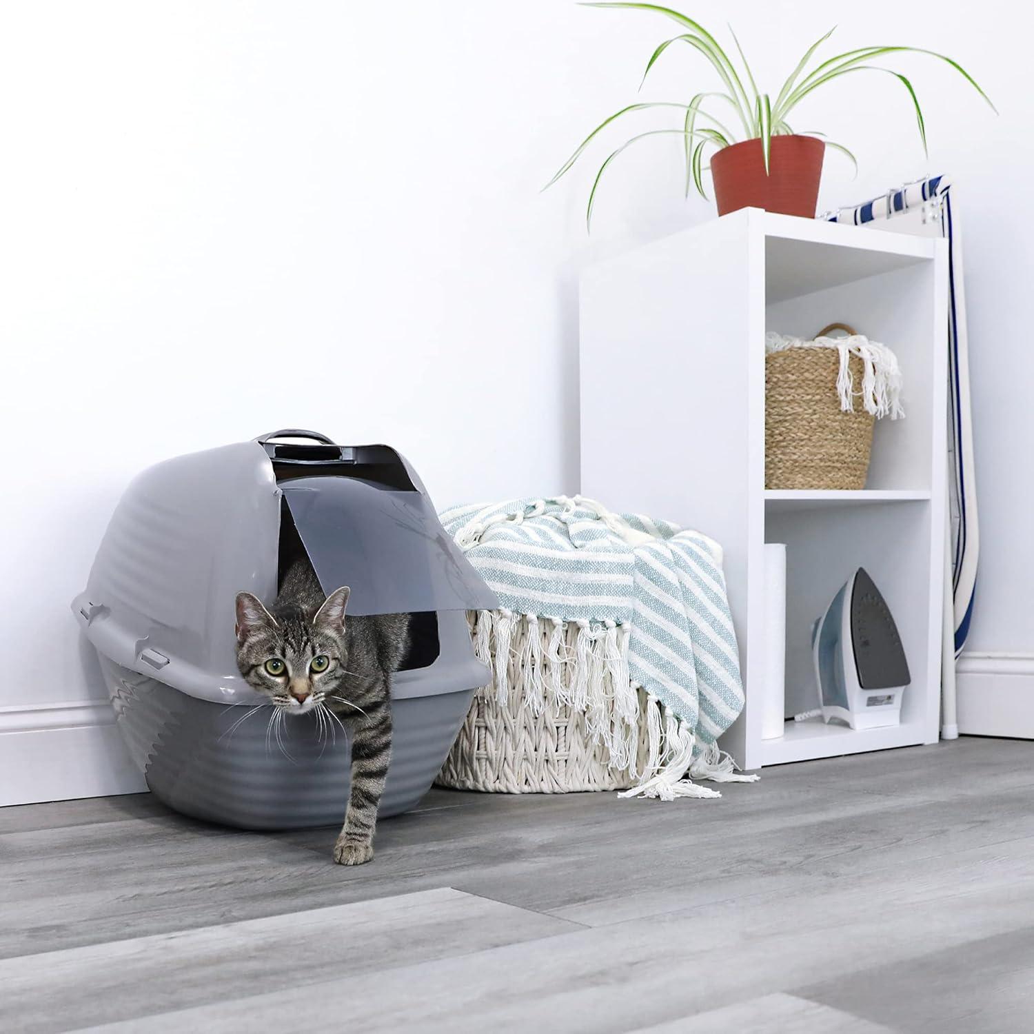 Arm & Hammer® Plastic Enclosed Litter Box