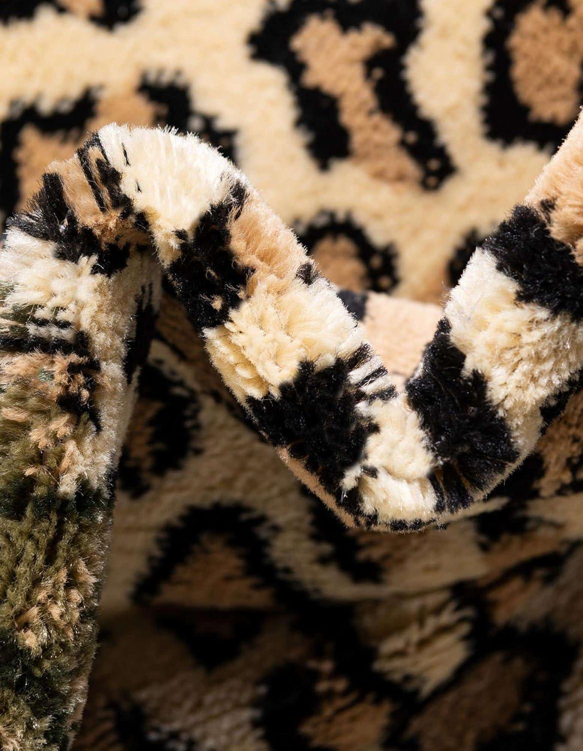 Unique Loom Wildlife Collection Area Rug - Leopard (7' 10" Square Light Brown/Black)