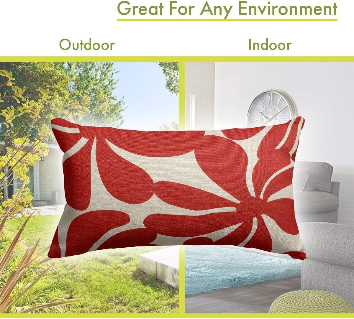 Plantation Floral Indoor/Outdoor Reversible Throw Pillow