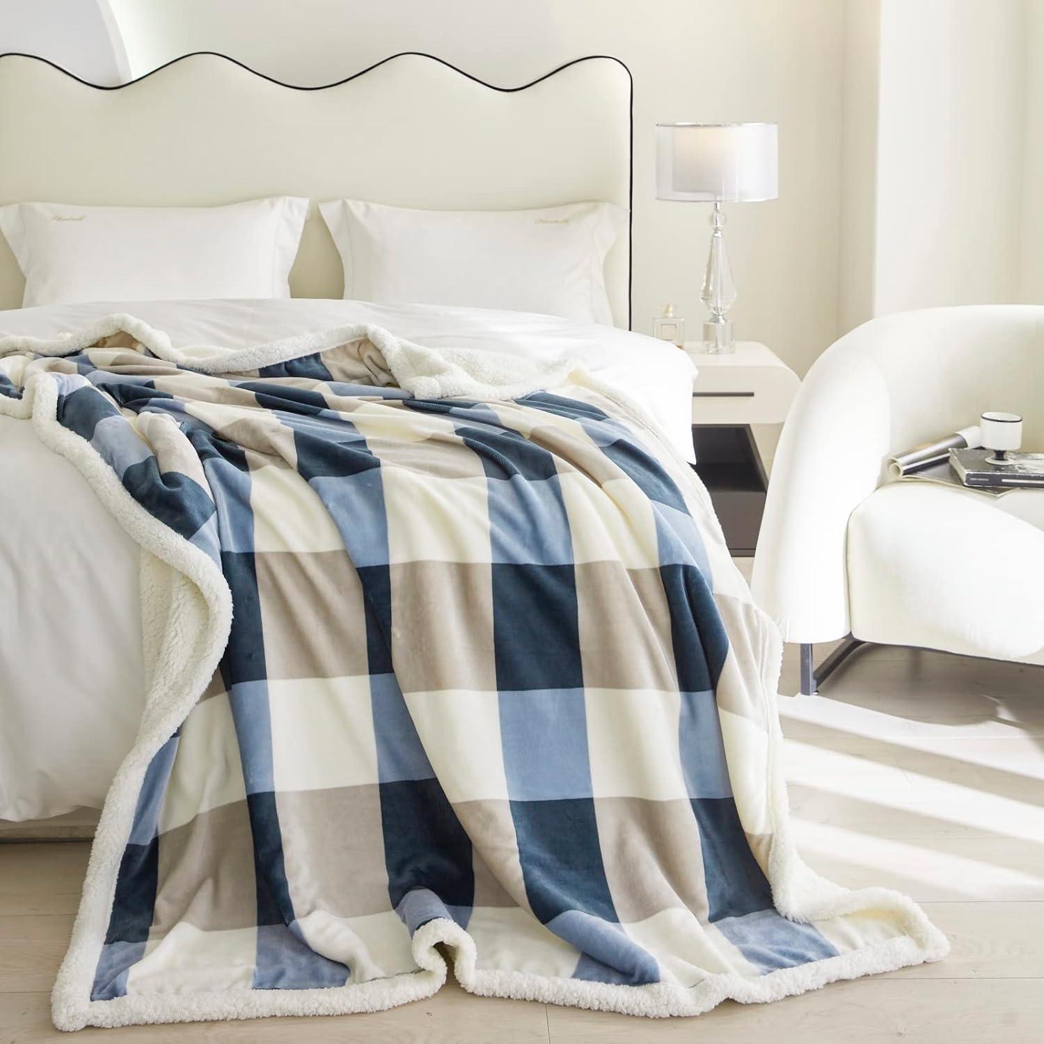 Blanket for Women, Sherpa Throw Blanket for Couch, Flannel Cozy Soft Blanket for Bed - Fleece, Gray-Soft Blue, 50x60 Inches