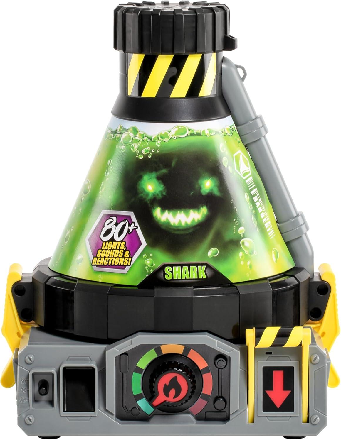 Beast Lab Shark Beast Creator Real Bio Mist and 80+ Lights, Sounds and Reactions, Ages 5+