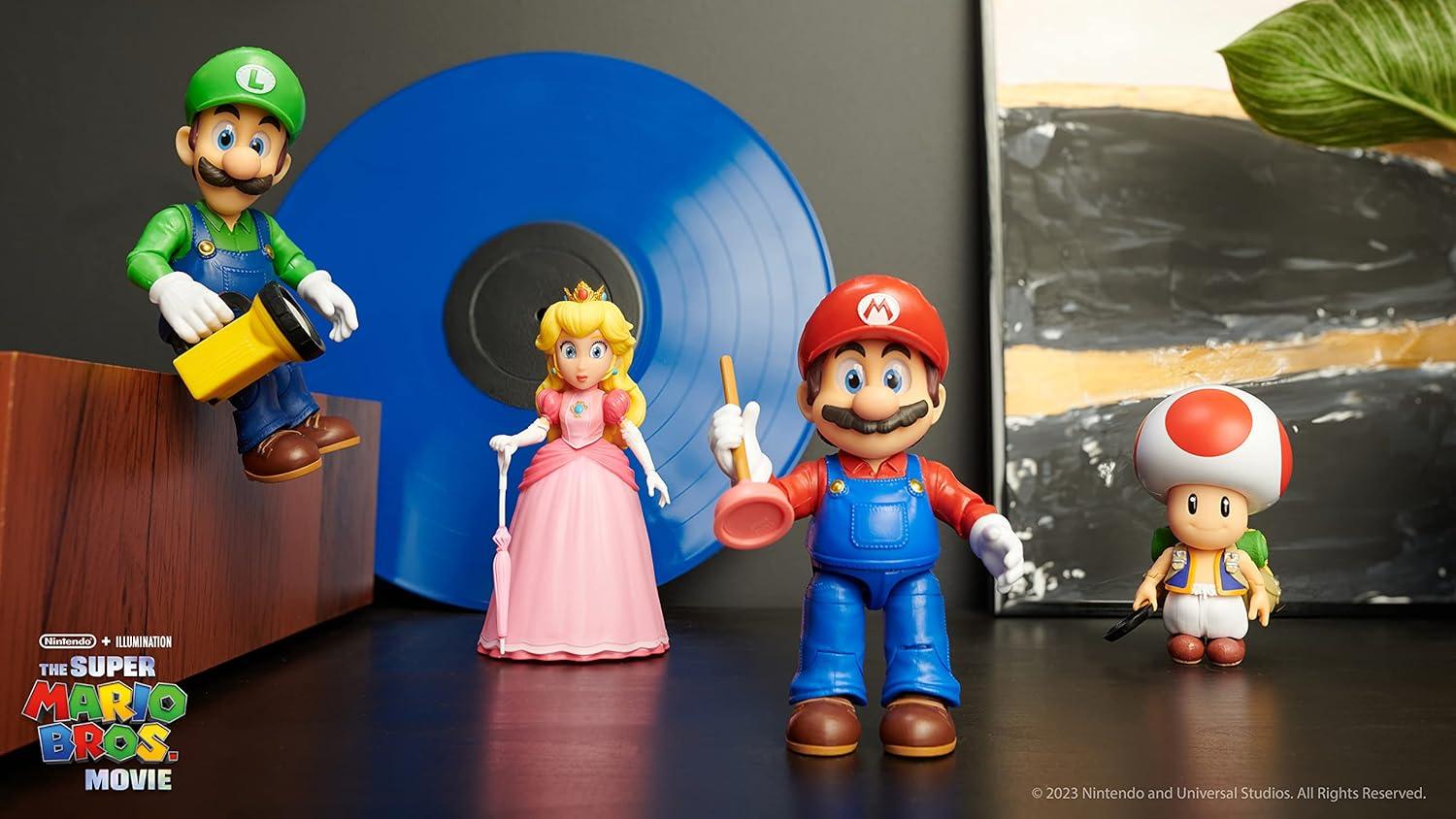 Nintendo The Super Mario Bros. Movie Mario Figure with Plunger Accessory