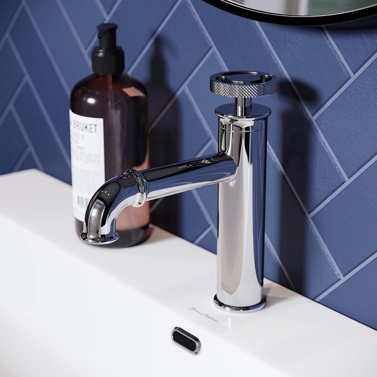 Avallon Single Hole, Single-Handle Wheel, Bathroom Faucet