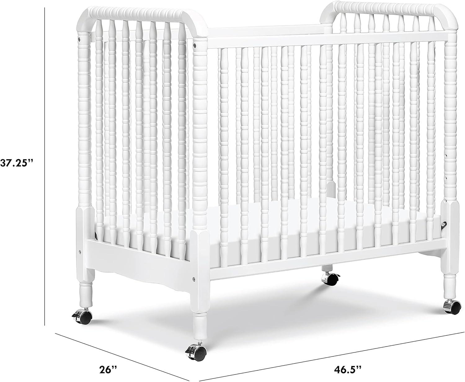 DaVinci Jenny Lind 3-in-1 Convertible Mini Crib