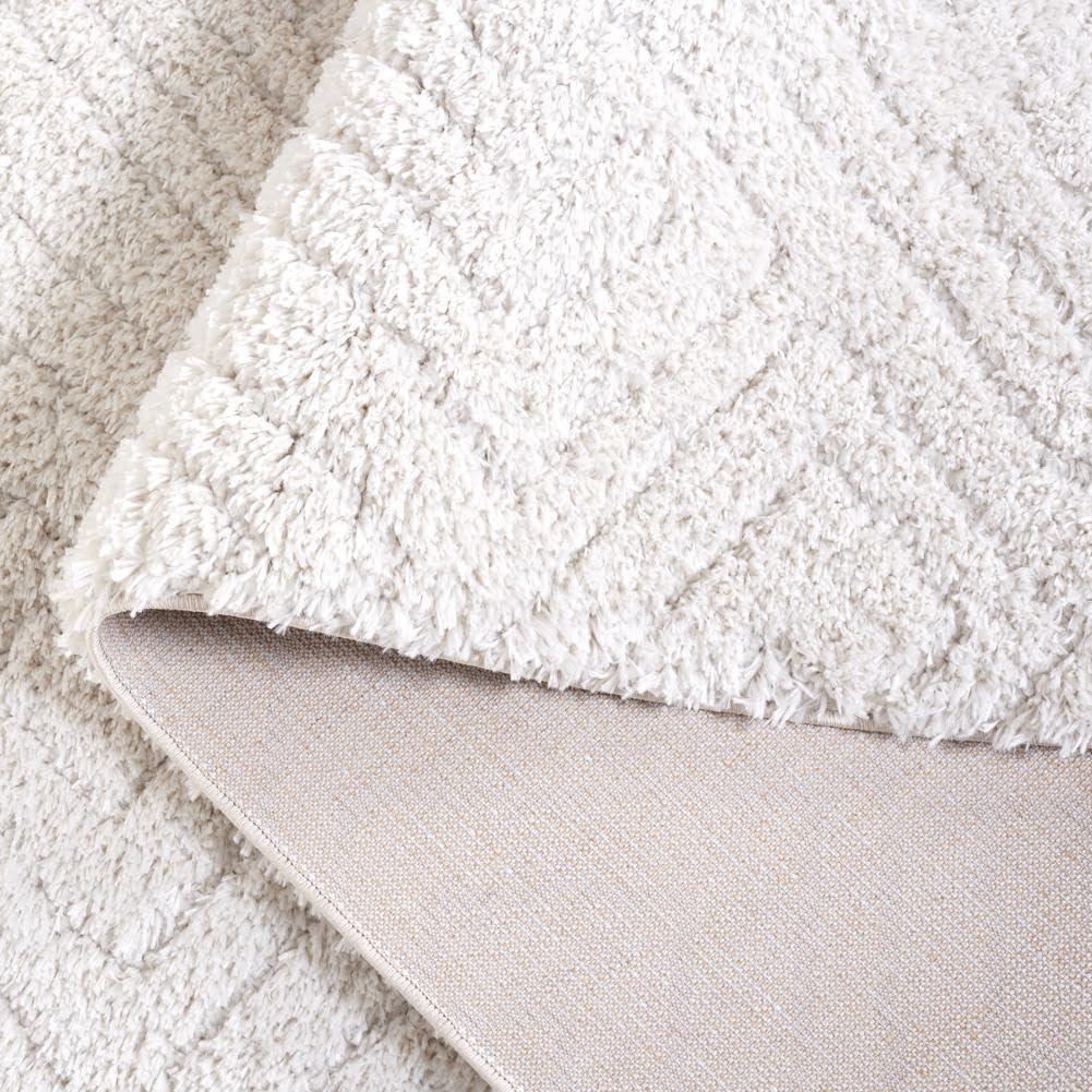 Tahoe Shag THO652 Power Loomed Indoor Area Rug - Ivory - 4'x6' - Safavieh