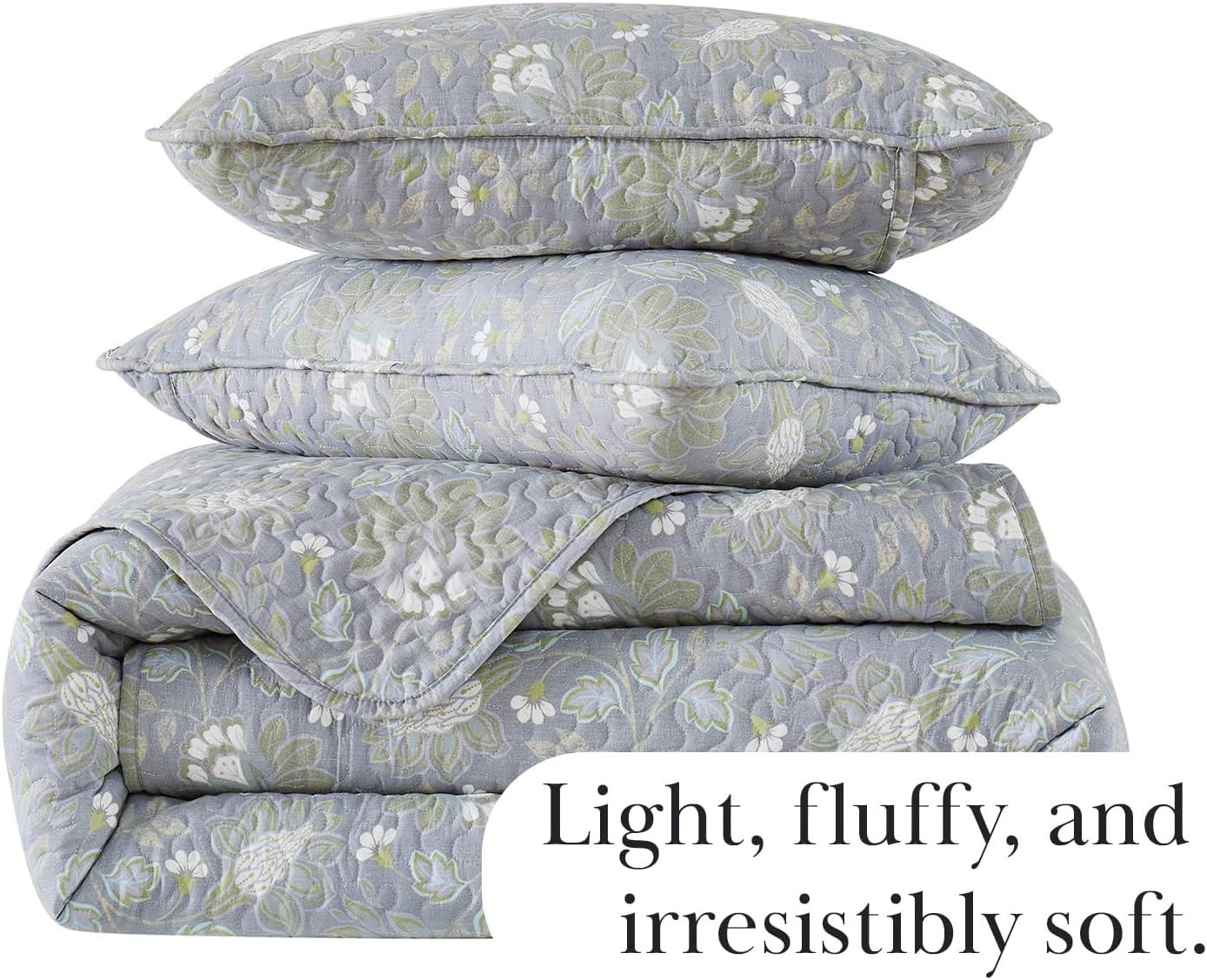 Southshore Fine Living Oversized Lightweight Infinite Blossom 3-Piece Quilt Set Blue Full / Queen