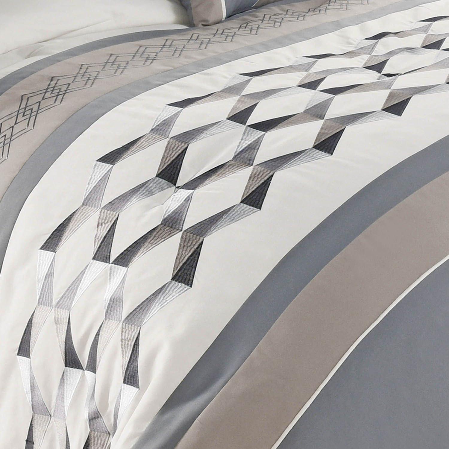 Beren Comforter Set