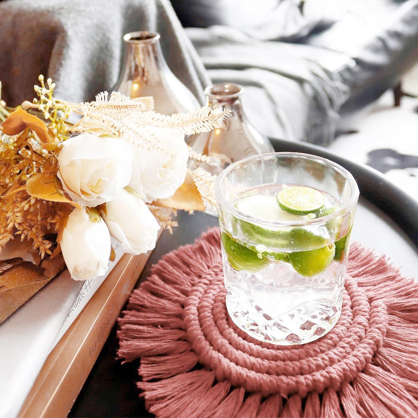 2 Posavasos Bohemios de Macramé para Bebidas, Posavasos Absorbentes con Borla, Posavasos Redondos de Algodón Hechos a Mano de 7 Pulgadas para Mesa de Escritorio, Cocina, Oficina, Hogar, Bar, Protección de Mesa, Regalo de Inauguración de la Casa, Rosa