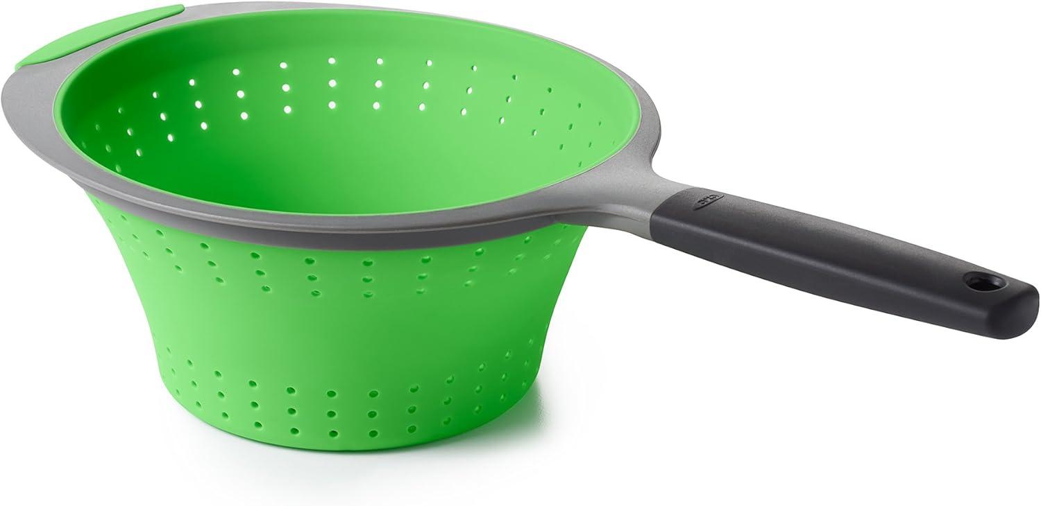 Green Silicone Collapsible 2-Quart Strainer with Non-Slip Handles