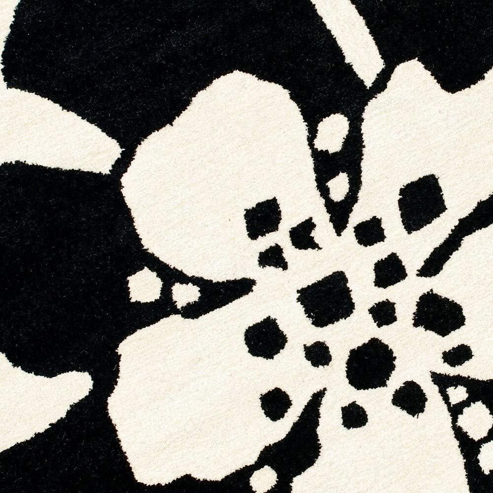 SAFAVIEH Soho Kelly Floral Wool Area Rug, Black/White, 6' x 6' Square