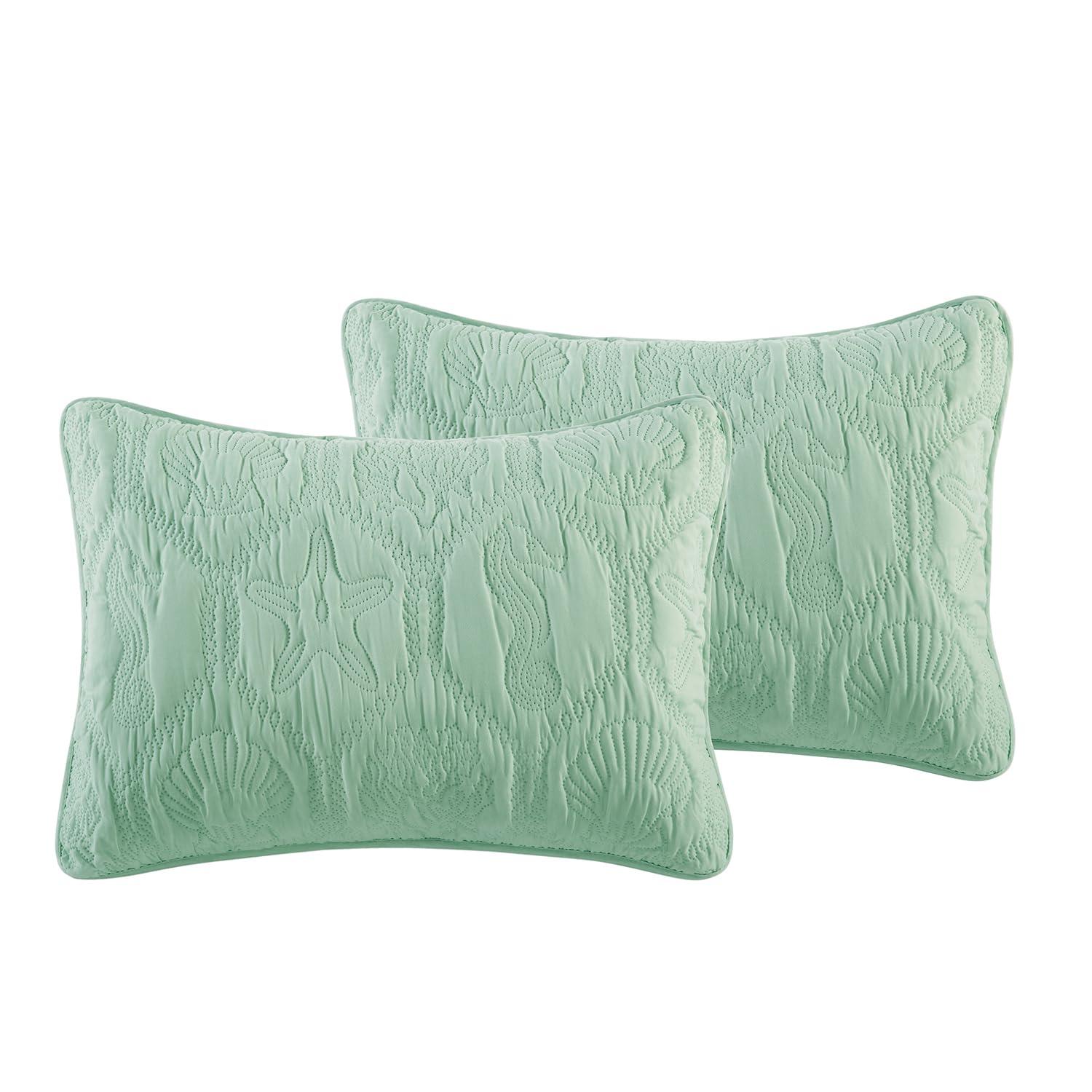 VCNY Shore 3-Piece Embossed Quilt Set