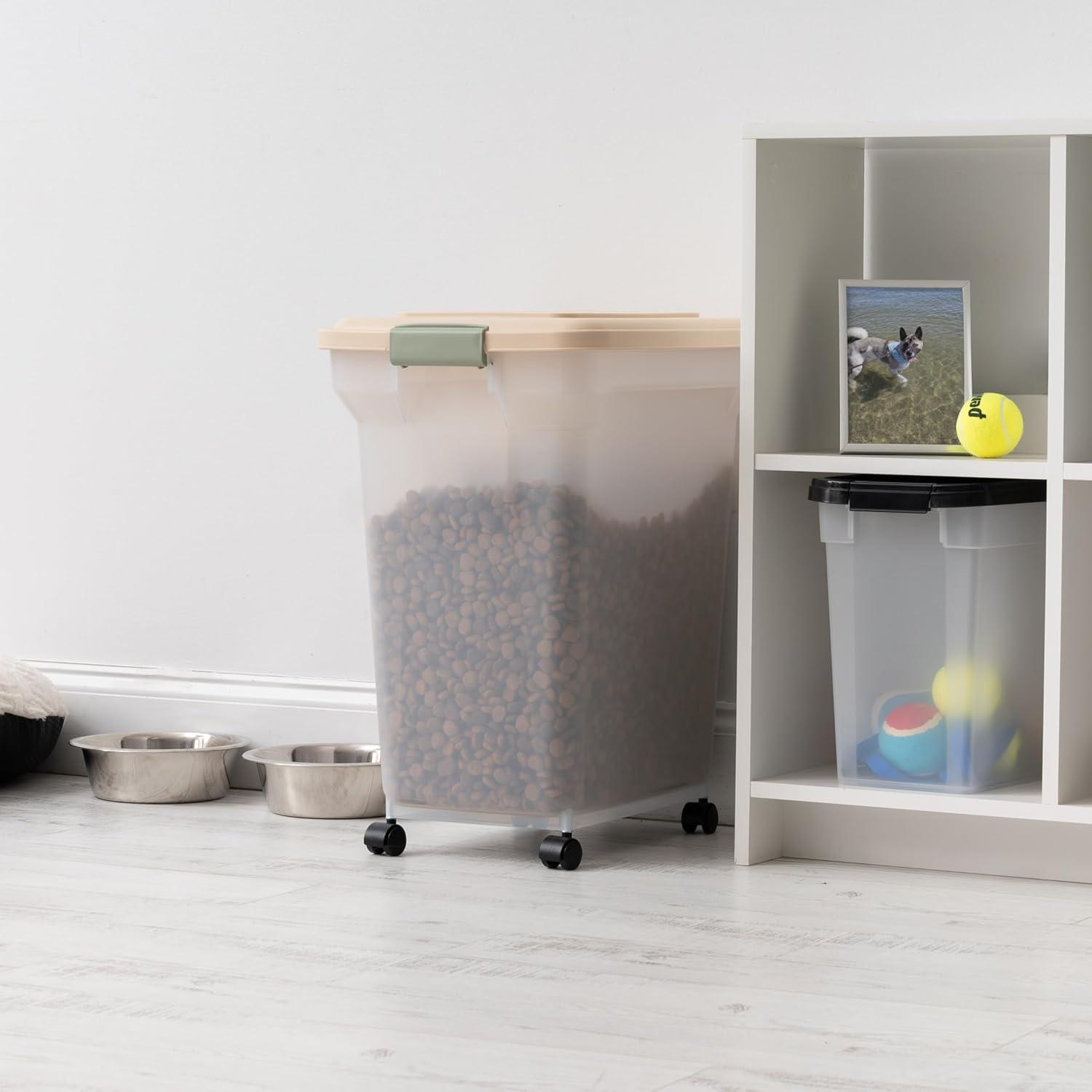IRIS USA, Inc. Food Storage Container