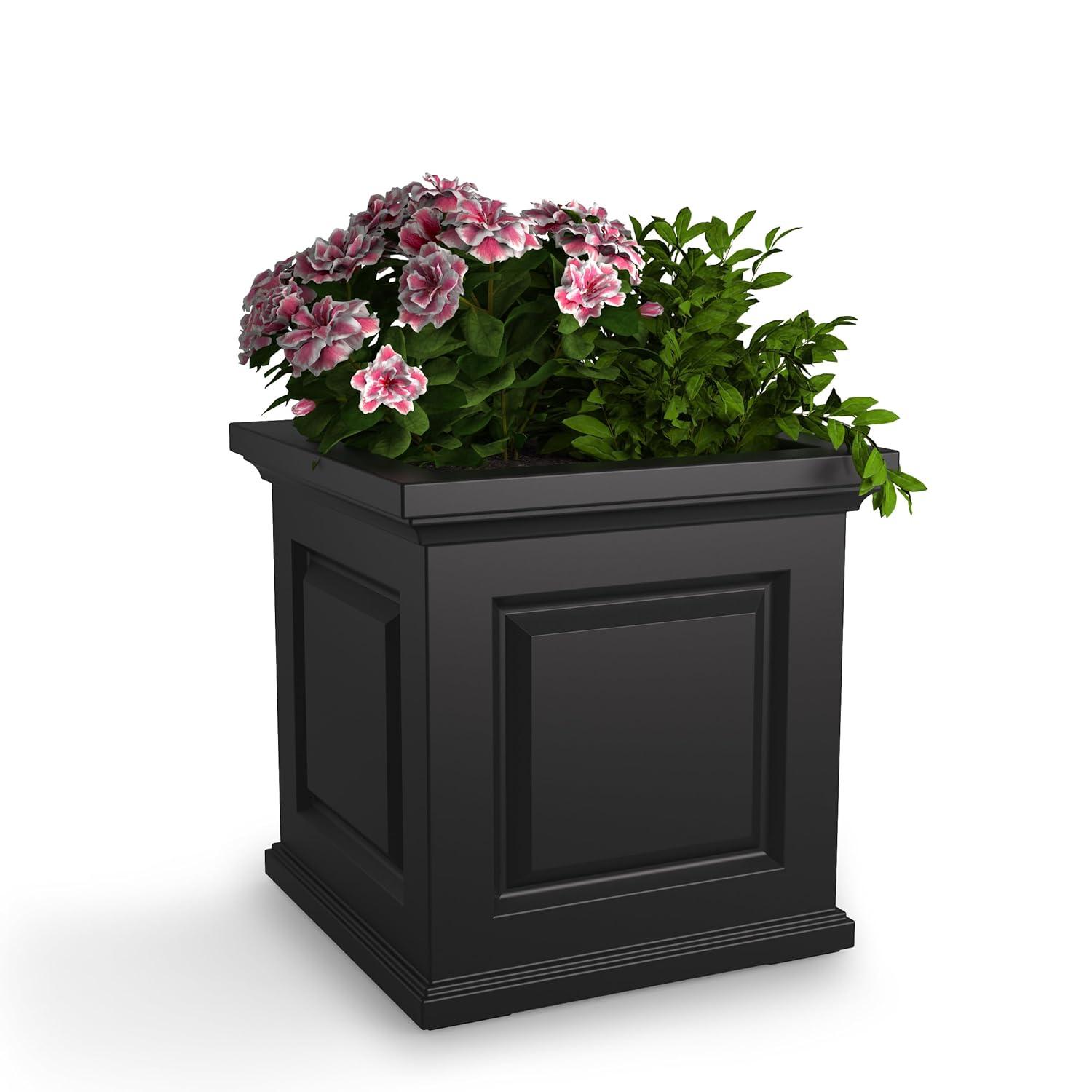 Mayne Inc. Nantucket Square Resin Planter Box with Water Reservoir