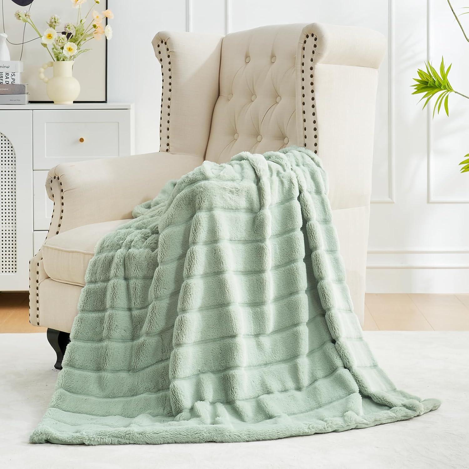 Cozy Bliss Cozy Bliss Faux Fur Throw Blanket Plush Soft Winter Blanket For Sofa Couch, Bedroom, And Living Room