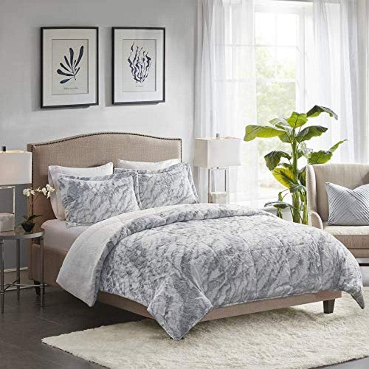 King Blue Marble Faux Fur Reversible Comforter Set