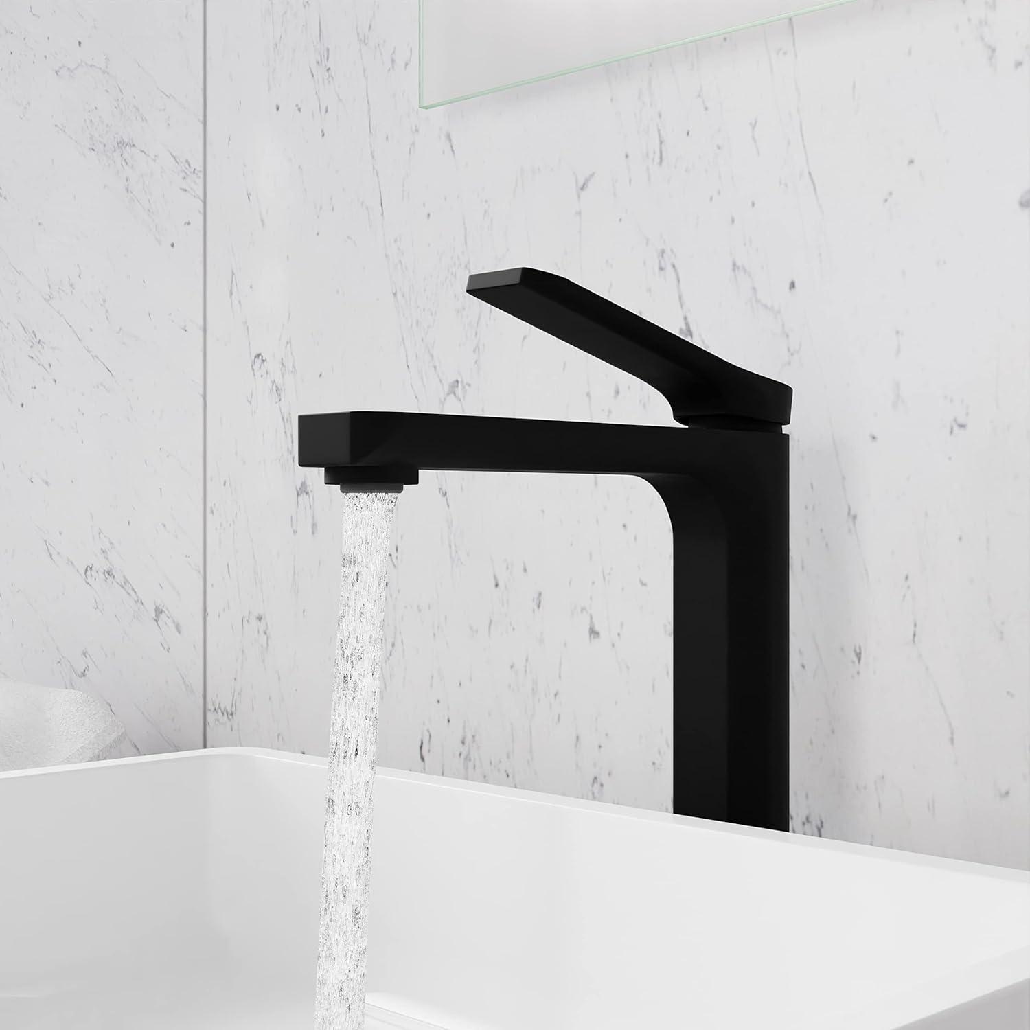 Single-Hole Single-handle Bathroom Faucet with Drain Assembly