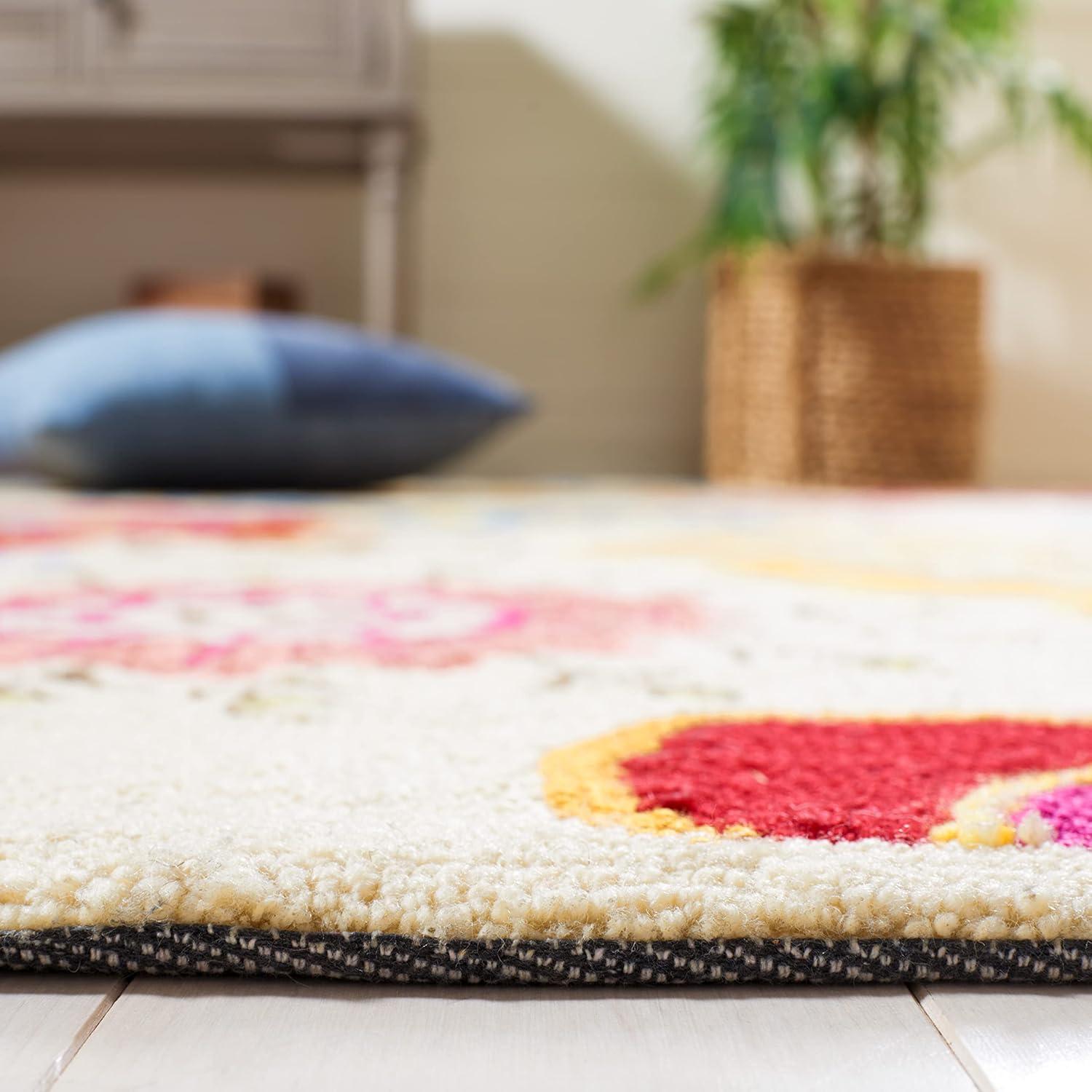 Four Seasons FRS467 Hand Hooked Area Rug  - Safavieh