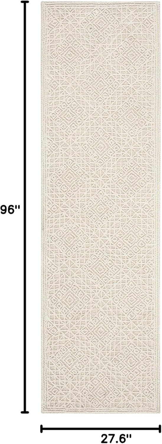 SAFAVIEH Trace Fionntan Geometric Wool Runner Rug, Light Beige, 2'3" x 8'