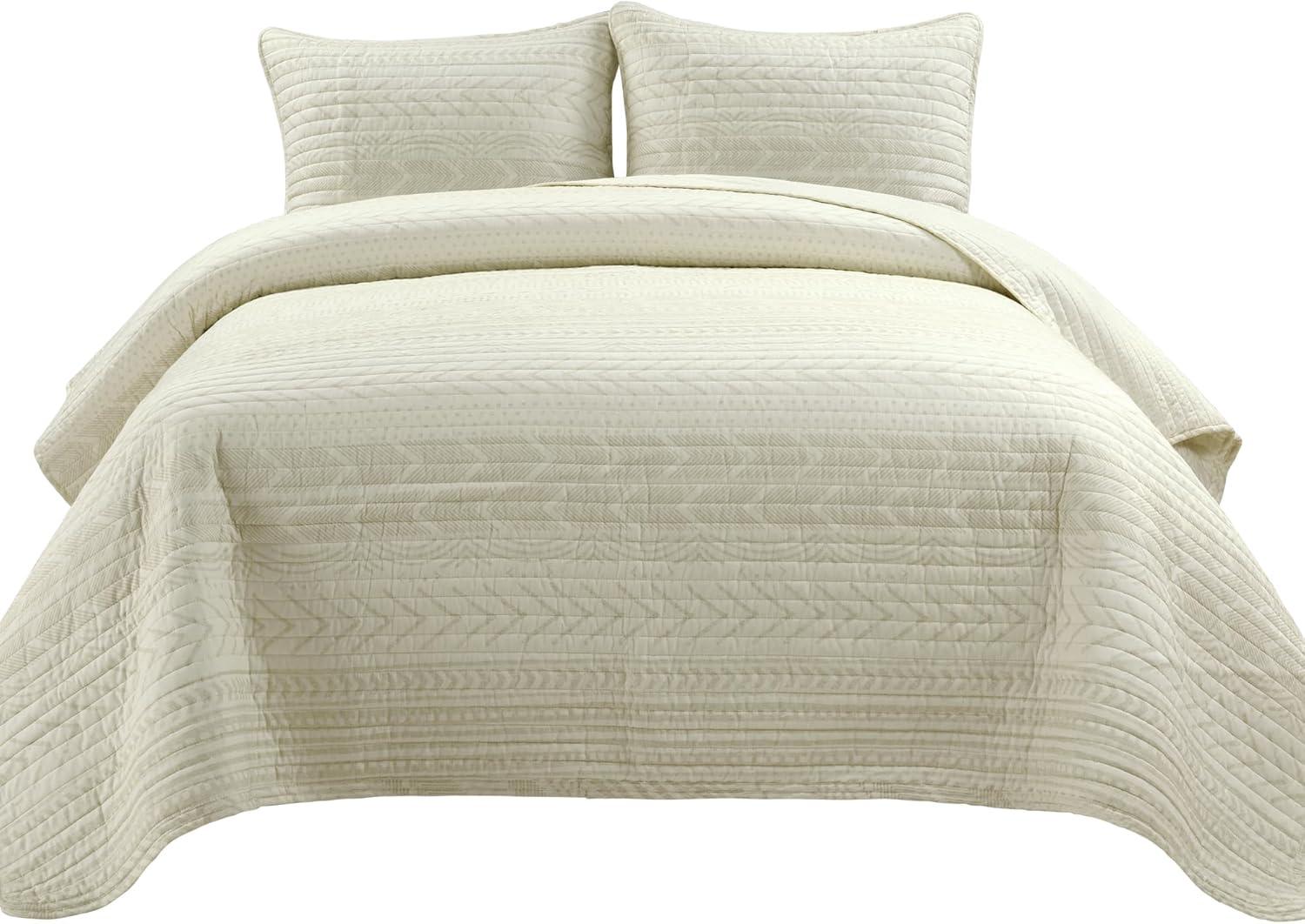 Hygge Geo Quilt Set by Lush Decor