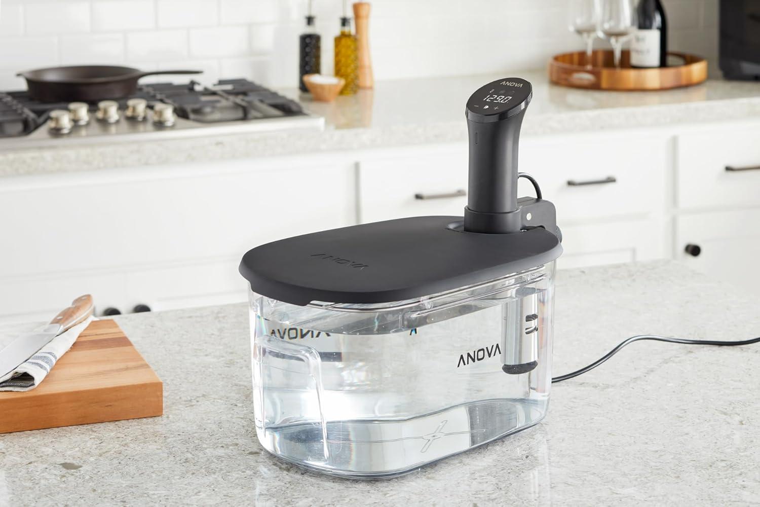 Anova Precision Cooker Nano 3.0 and Container Sous Vide Starter Bundle