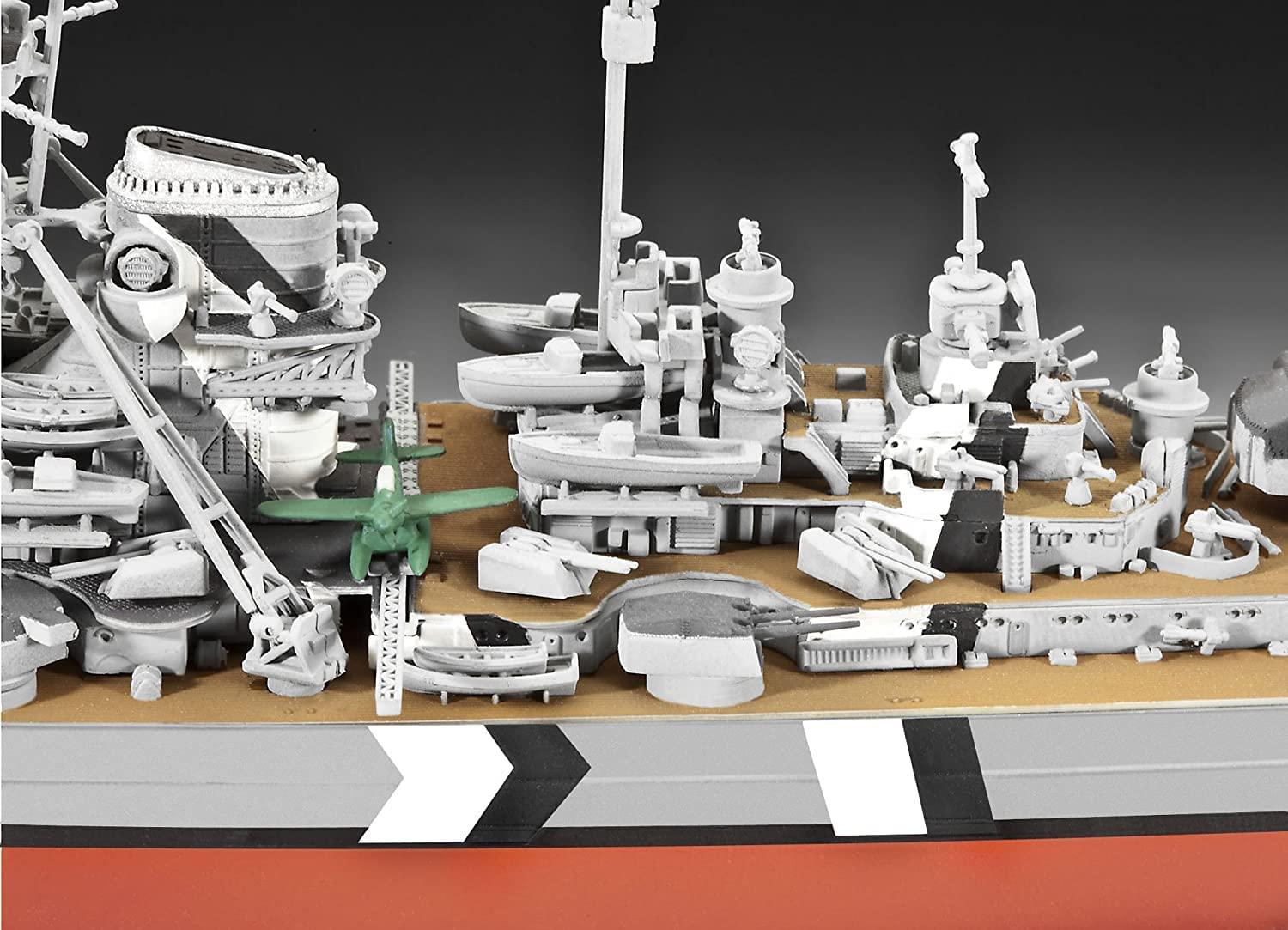 1/700 German Bismarck Battleship